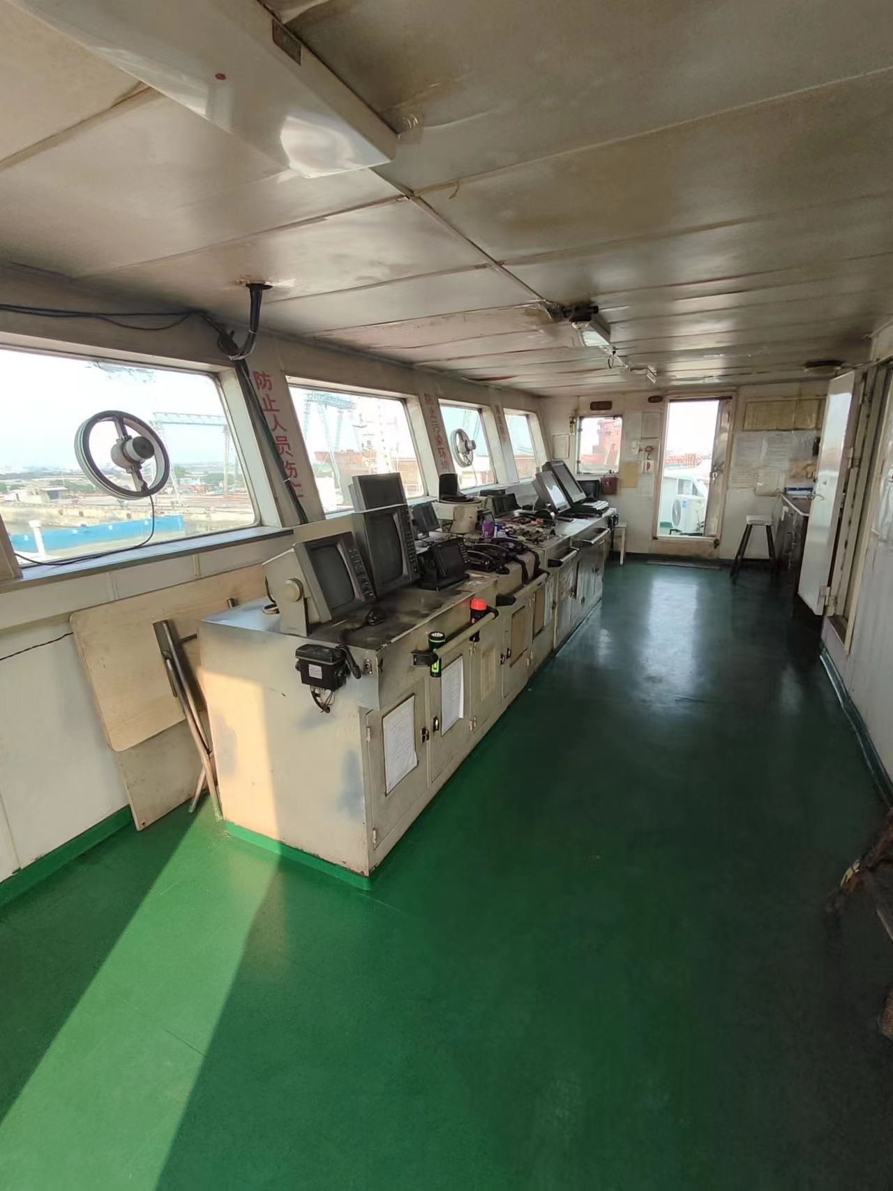 出售4975吨多用途船