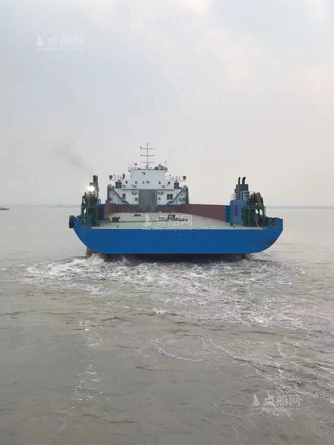 出售5110吨甲板货驳