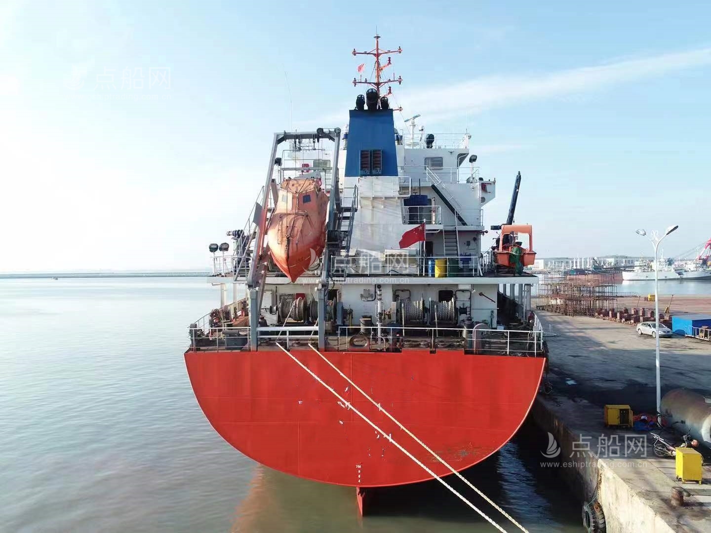 出售7220吨成品油船