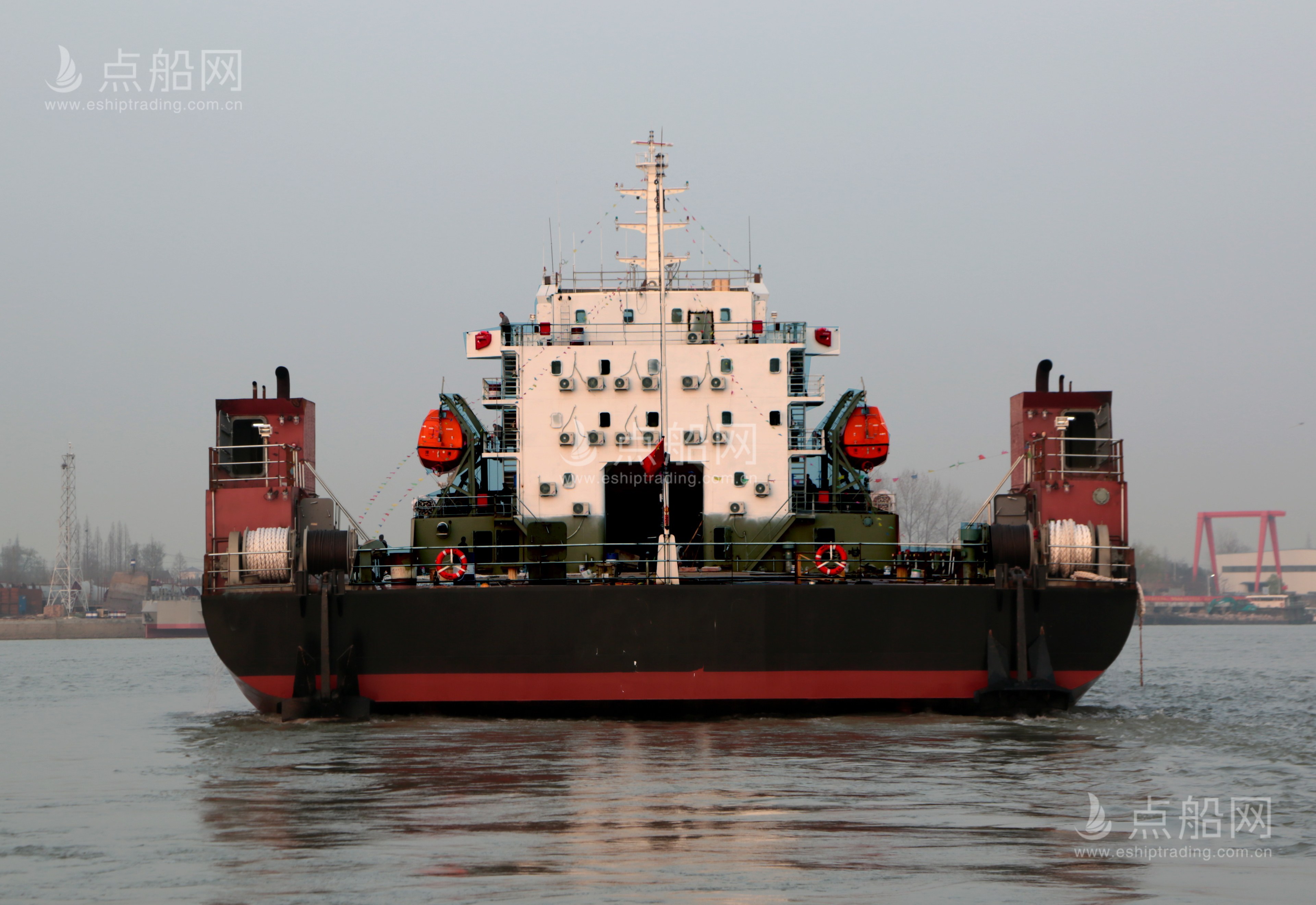 出售6060吨甲板货驳