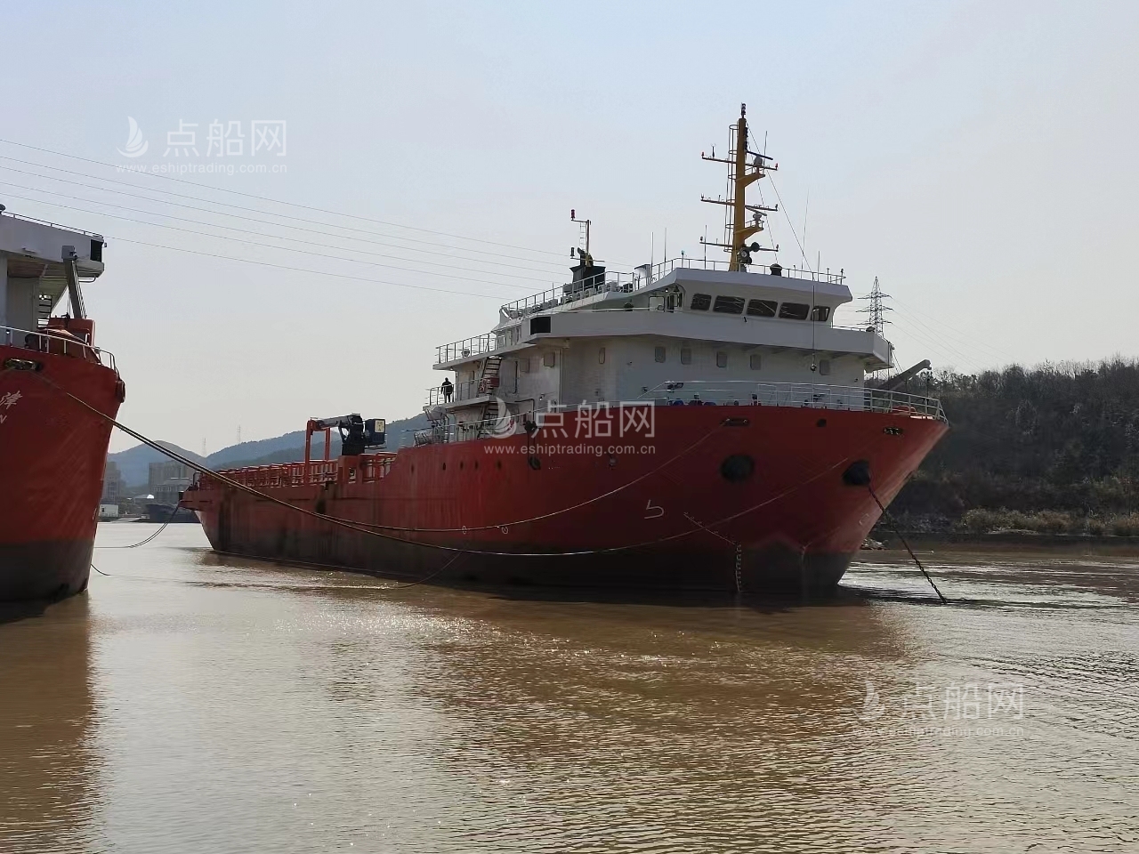 出售5330马力平台供应船