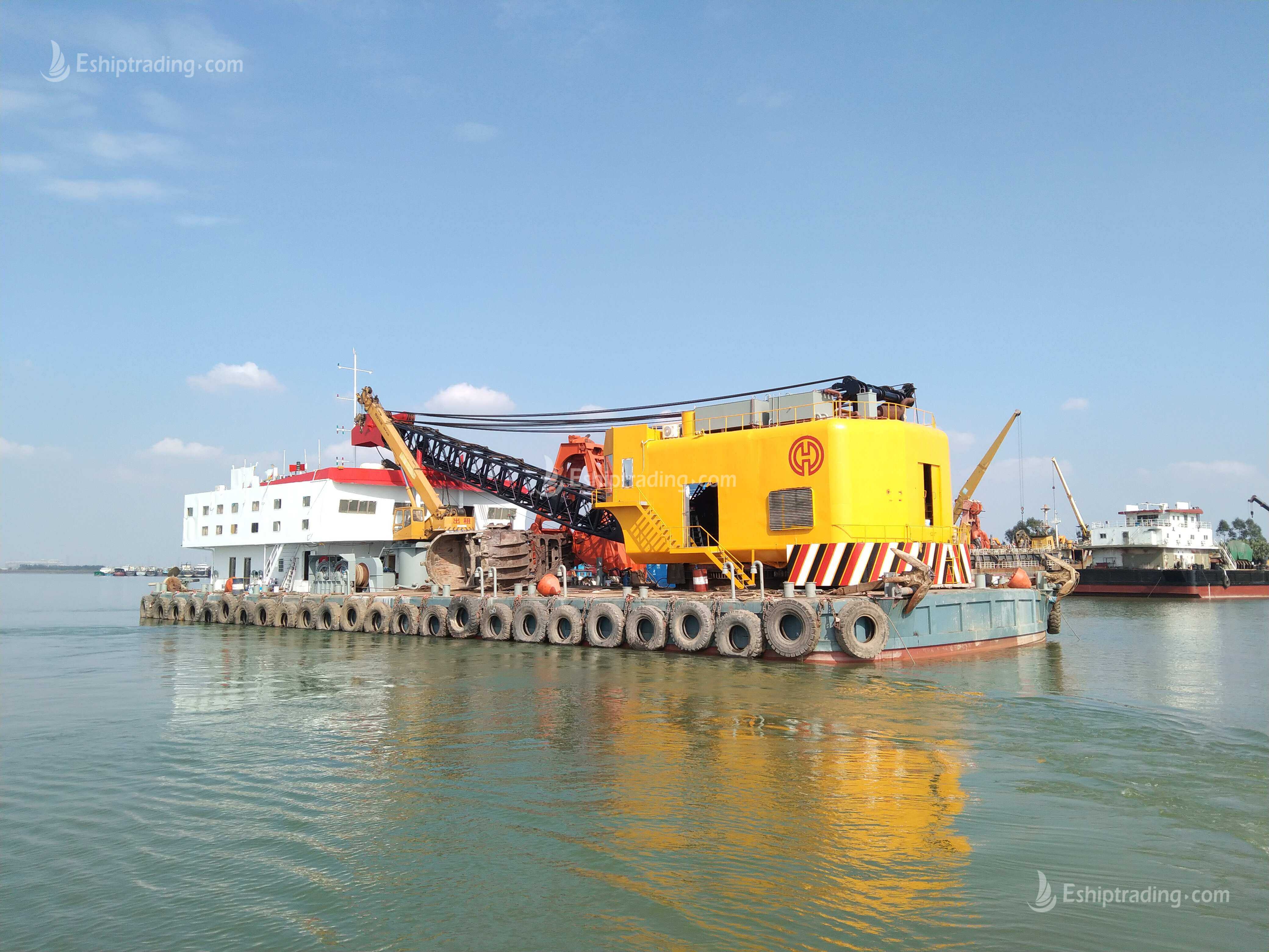 13m³ Grab Dredger For Sale