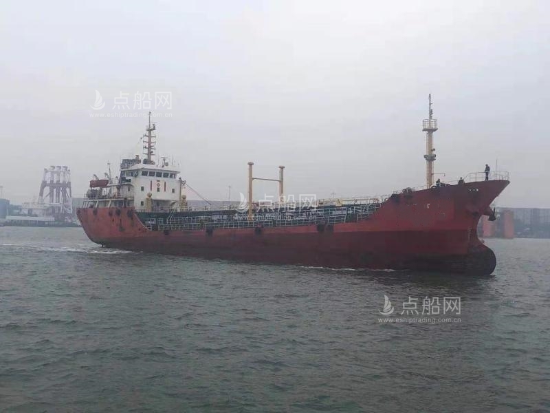 出售2417吨加油船