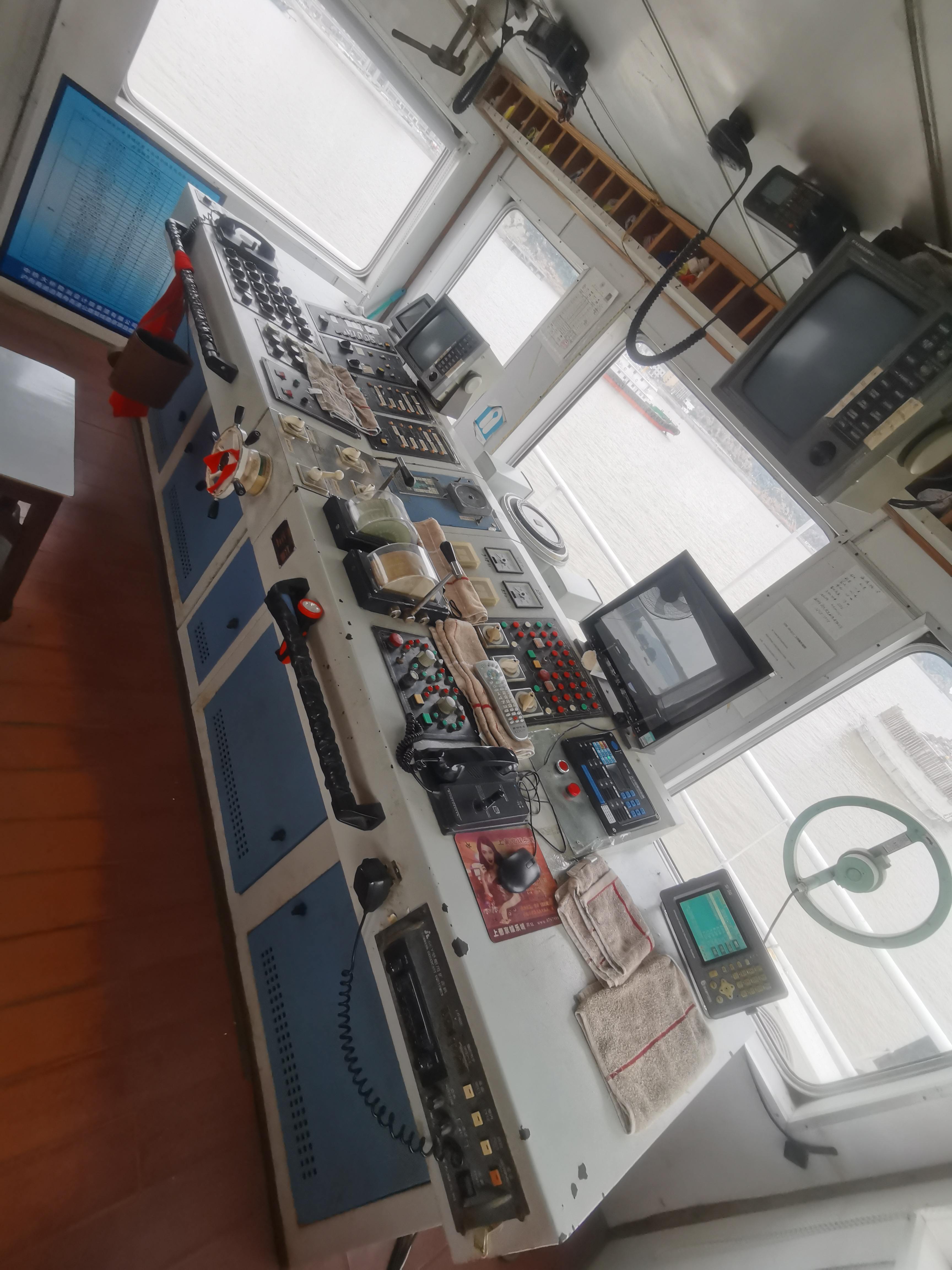 出售3200马力普通拖轮