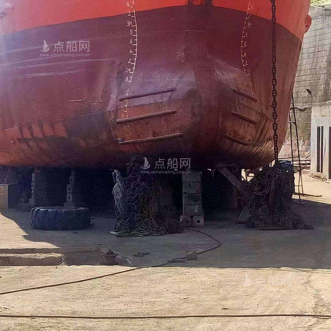 出售908吨加油船