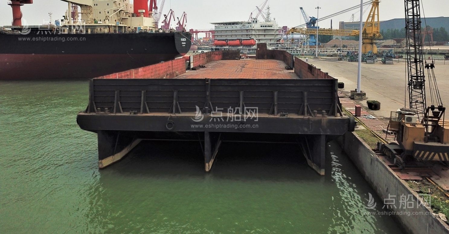 出售330尺无动力驳船