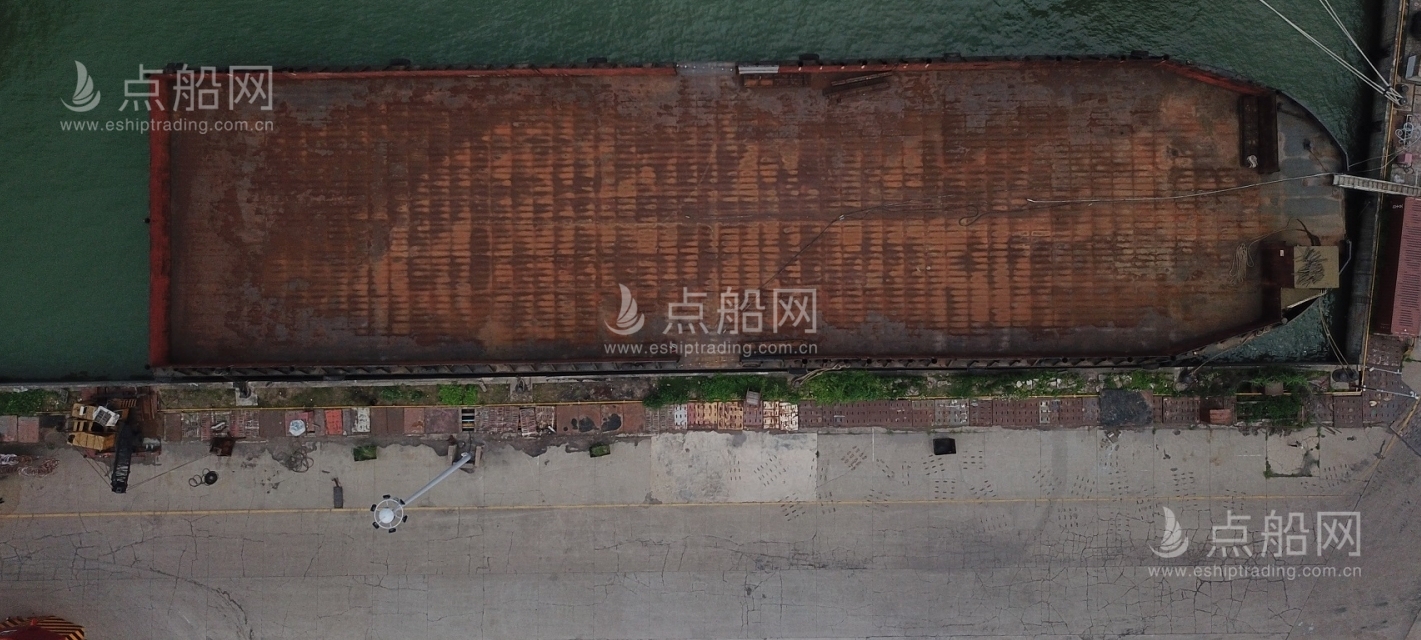 出售330尺无动力驳船