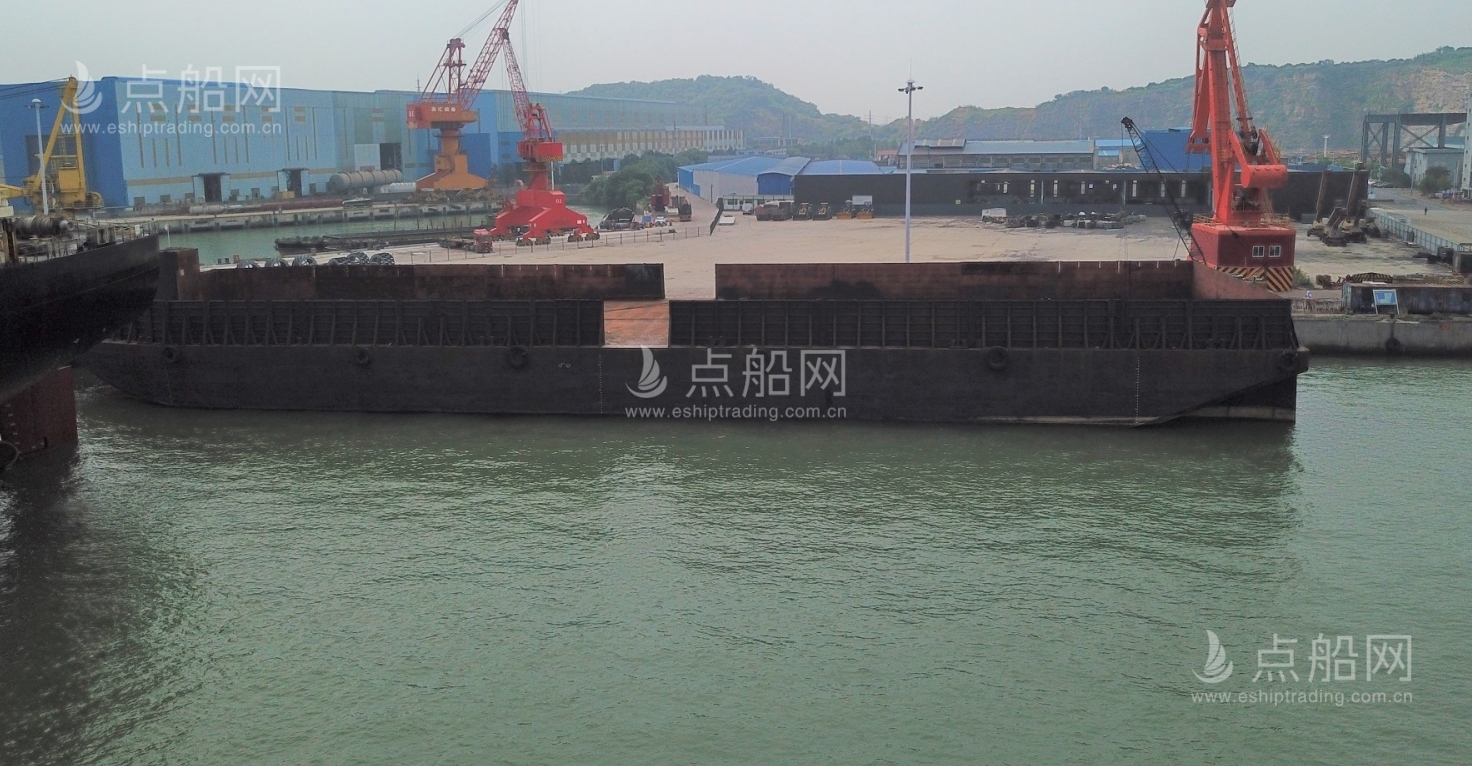 出售330尺无动力驳船