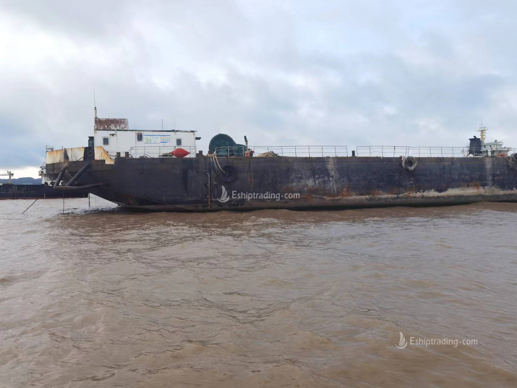 330 FT Non-self-propelled deck barge For Sale