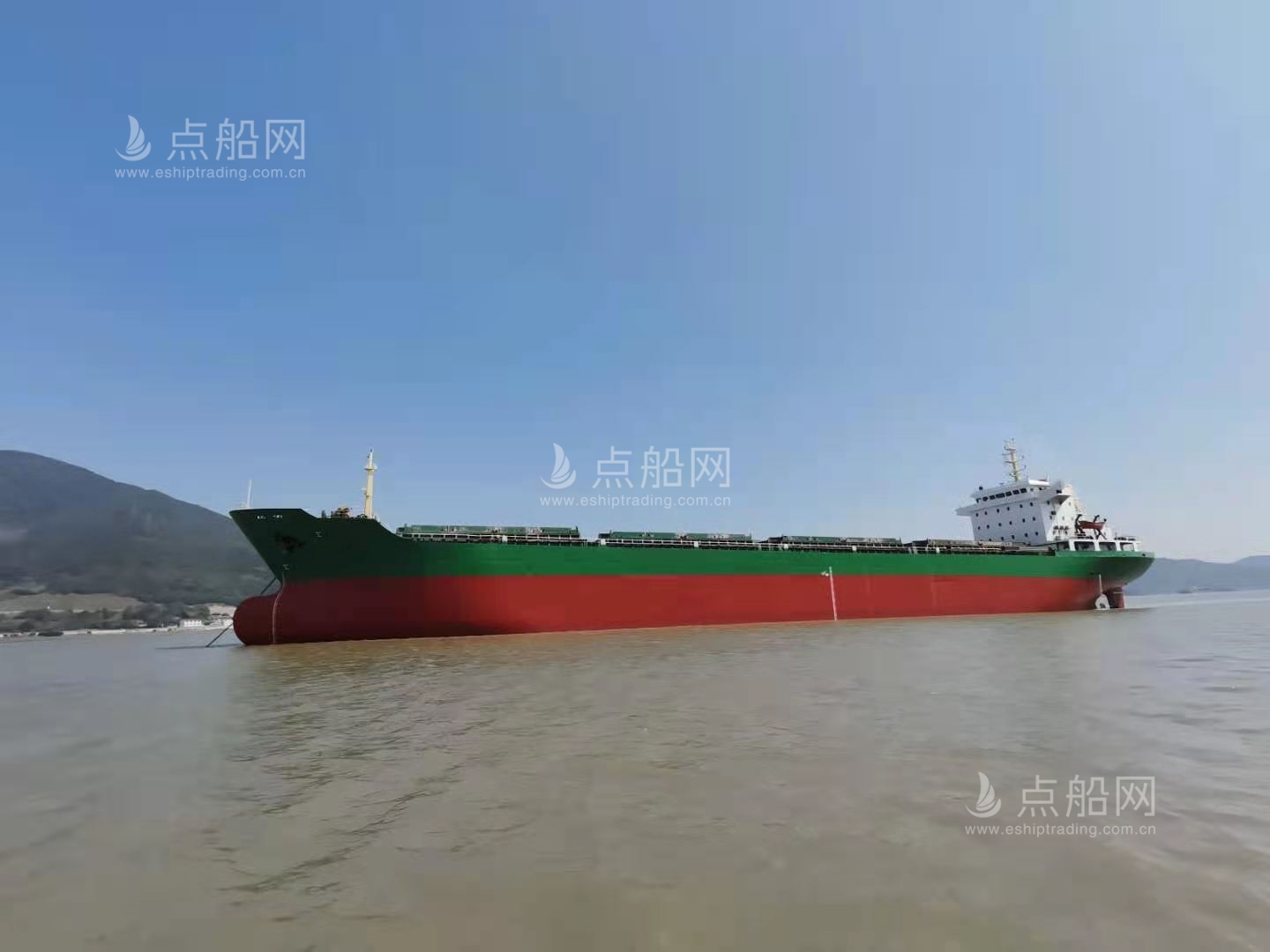 出售17700吨散货船