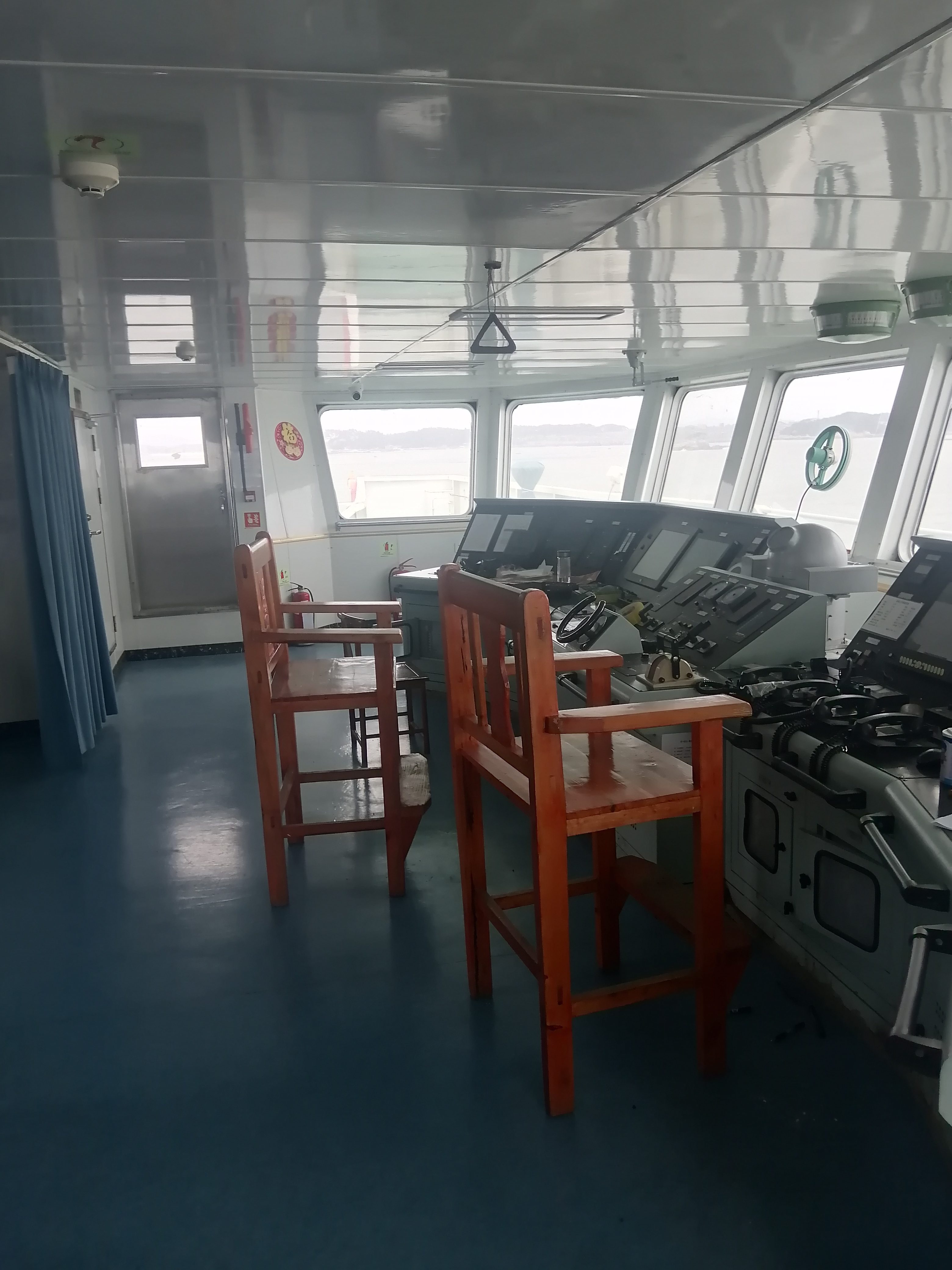 出售12000吨甲板货驳