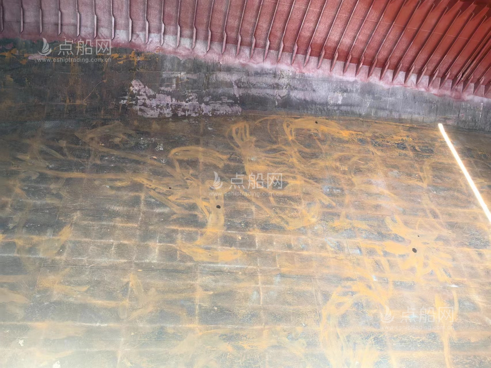 出售9885吨散货船