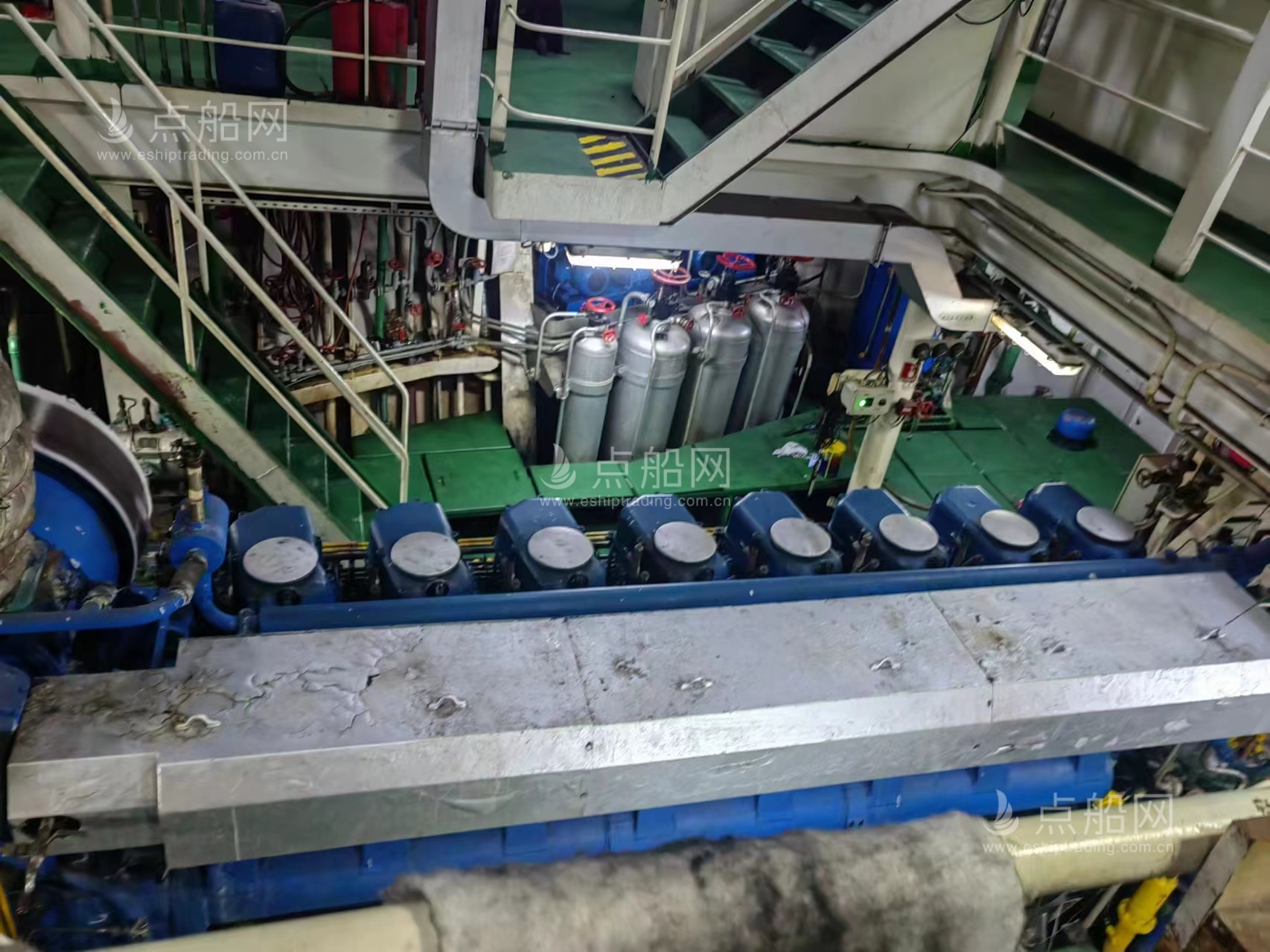 出售9885吨散货船