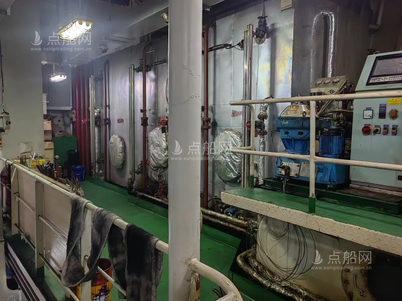 出售9885吨散货船