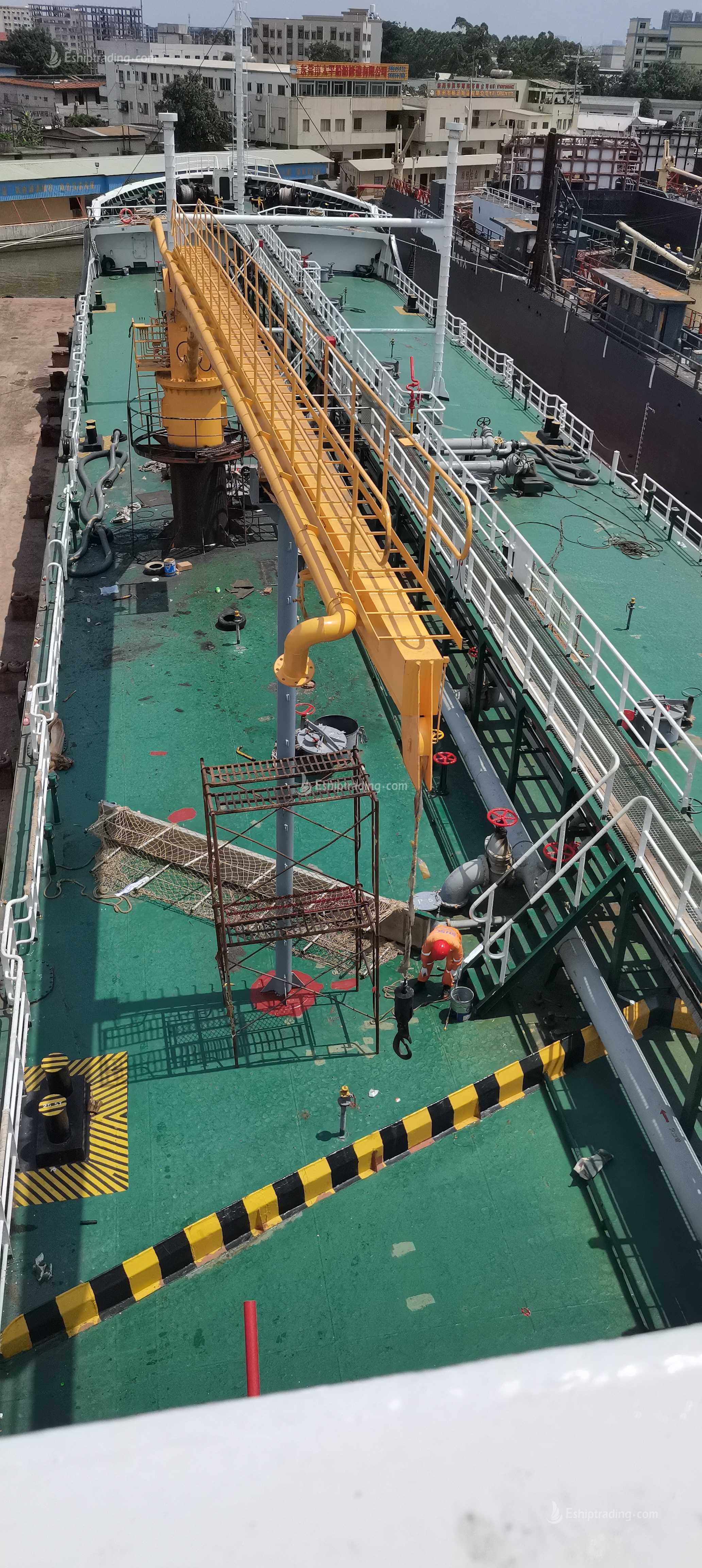 3800 T Product Oil Tanker For Sale