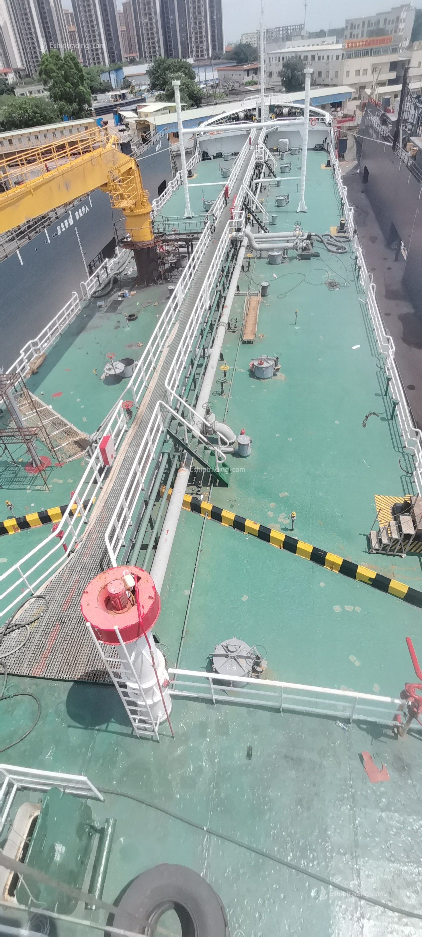 3800 T Product Oil Tanker For Sale