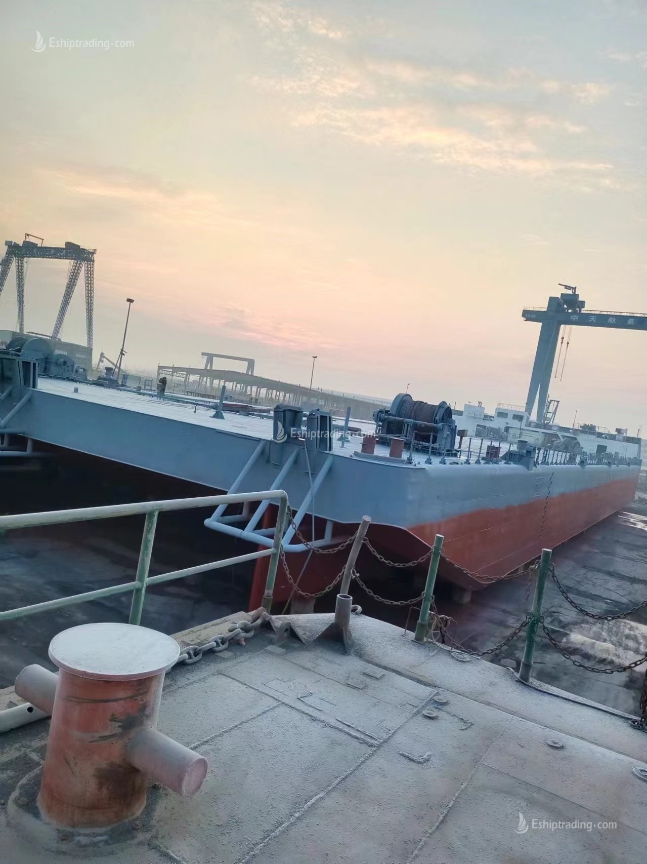 340 FT Non-self-propelled deck barge For Sale