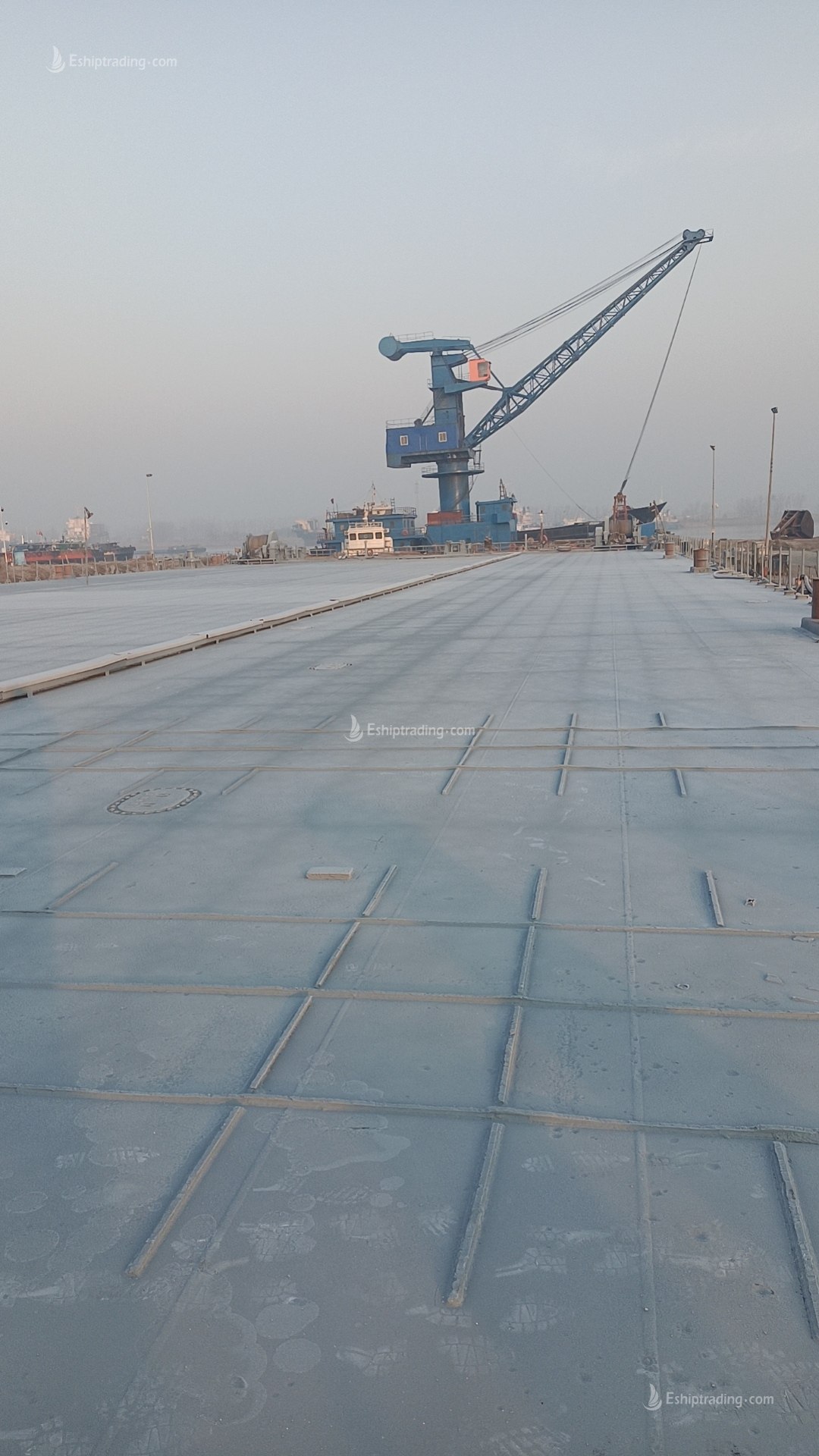 340 FT Non-self-propelled deck barge For Sale