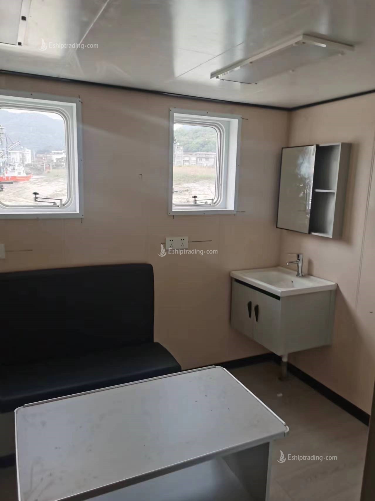 4000 PS Tug  For Sale