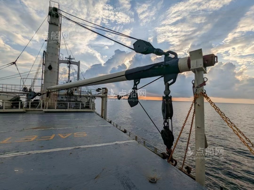 出售9400吨杂货船