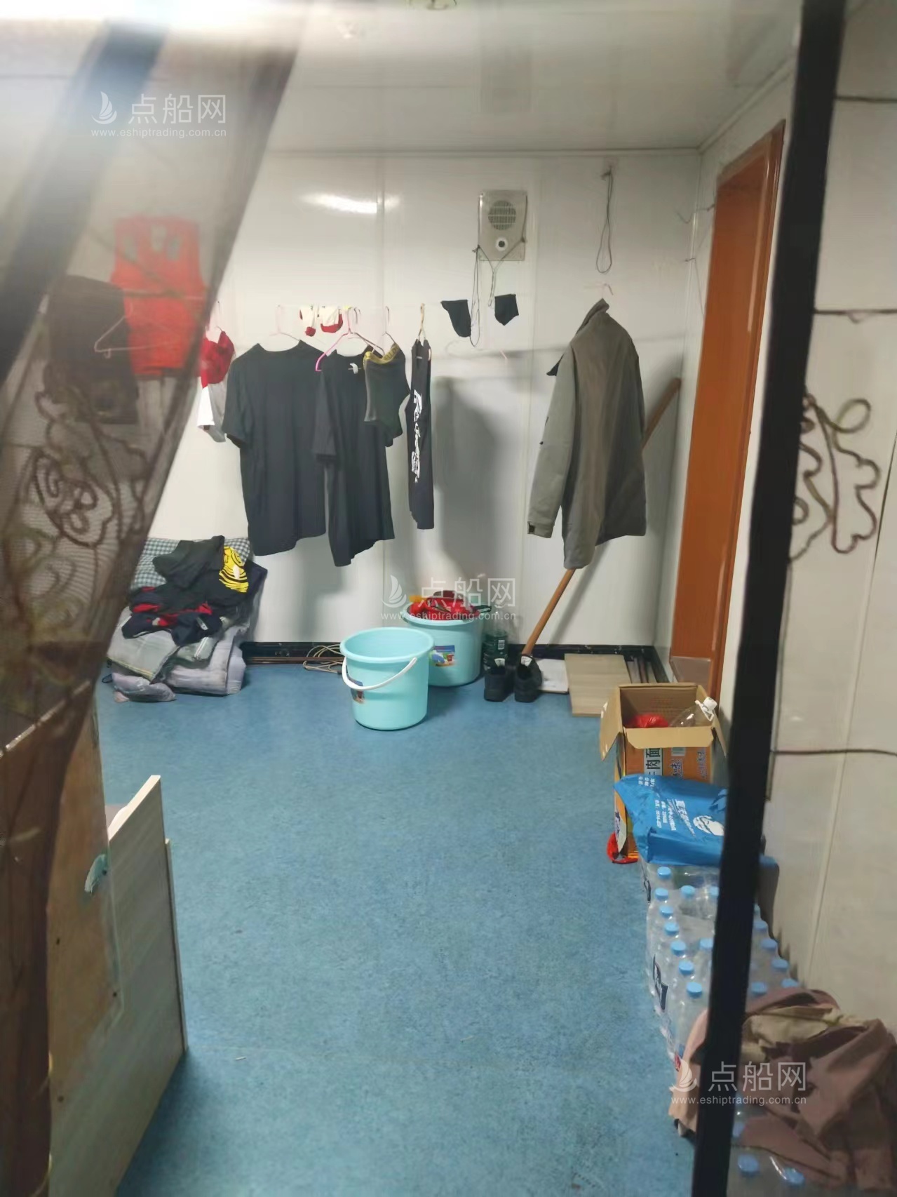 出售6060吨甲板货驳