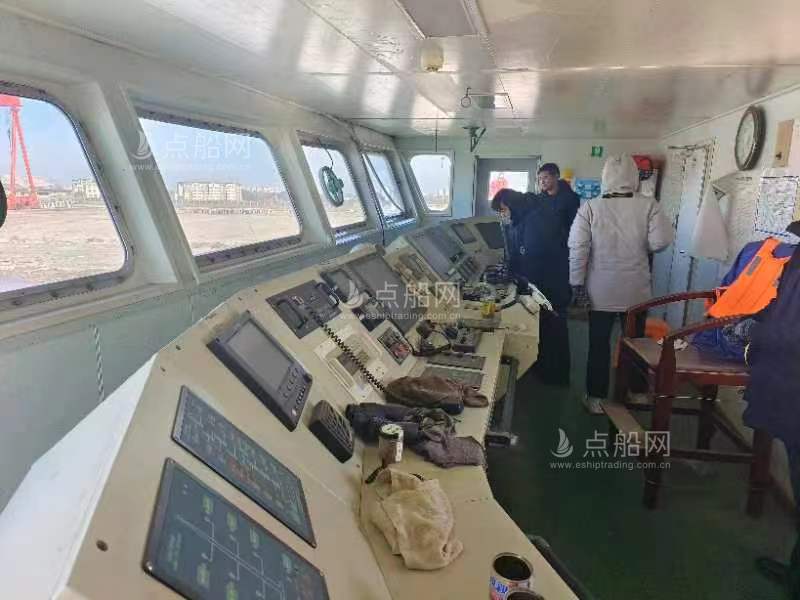 出售5110吨甲板货驳