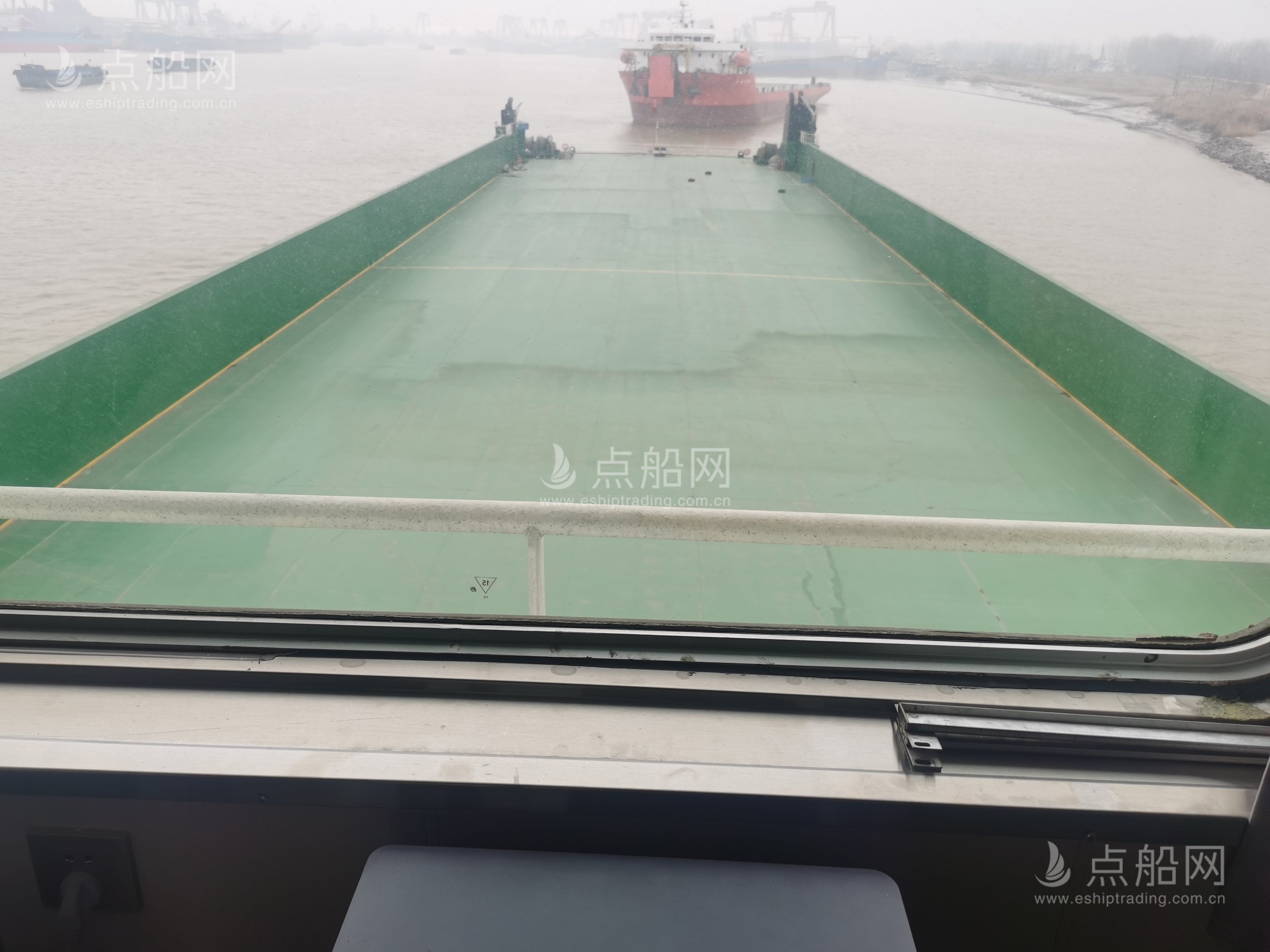 出售13720吨甲板货驳