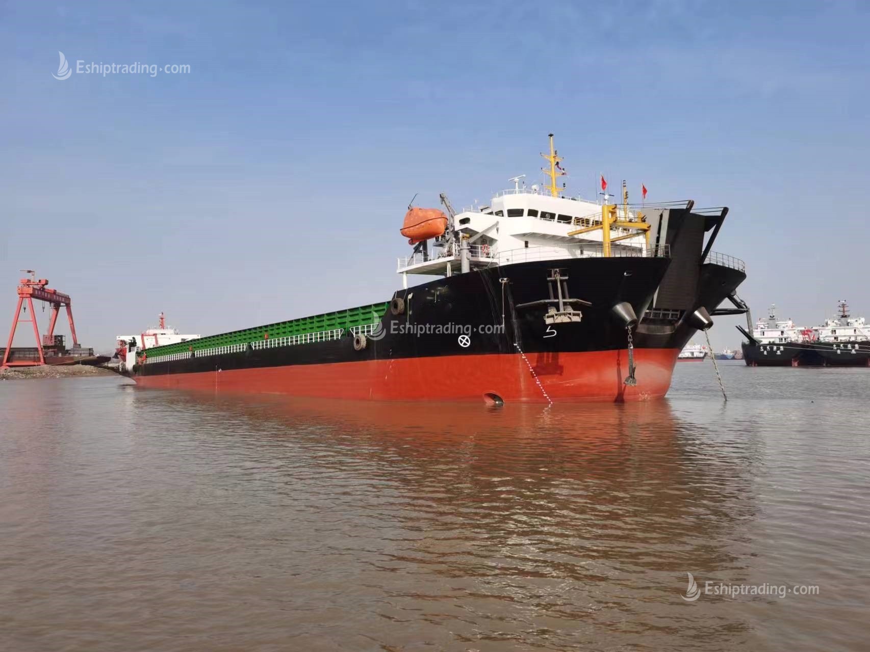 13720 T Deck Barge /LCT For Sale