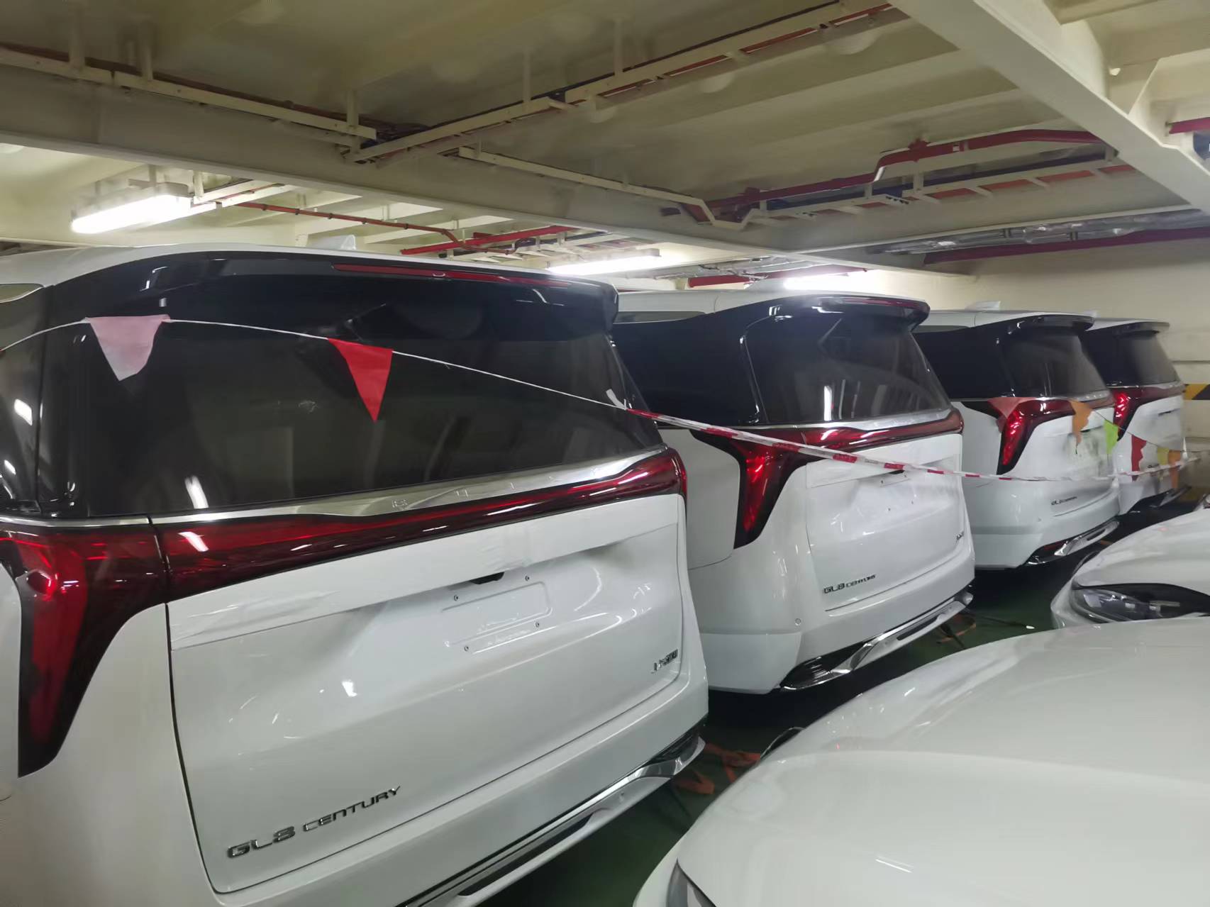 出售583辆轿车滚装船