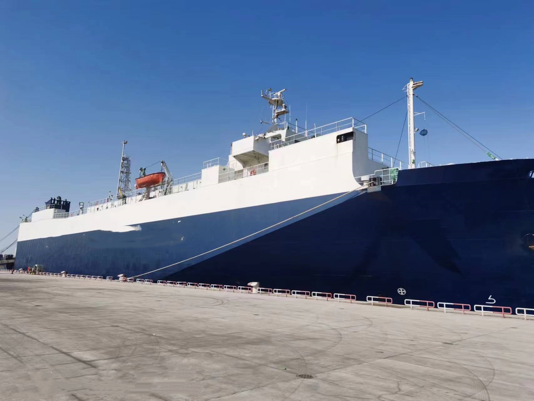 出售583辆轿车滚装船