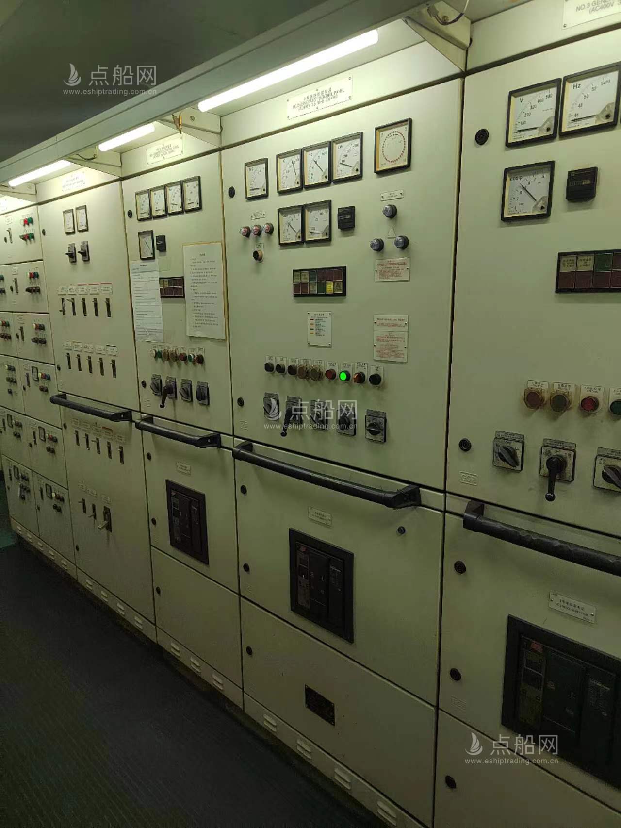 出售28000吨散货船