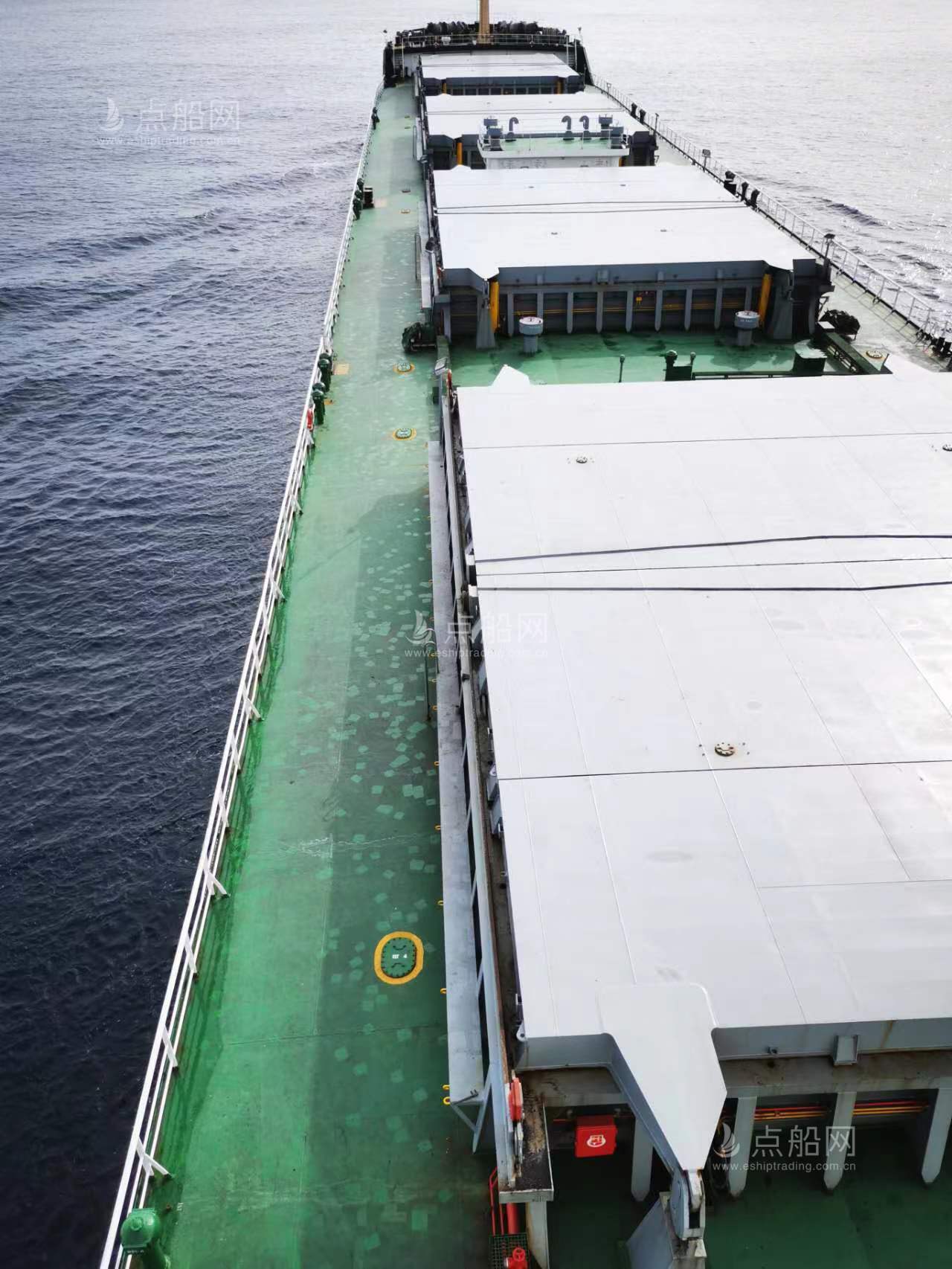 出售28000吨散货船