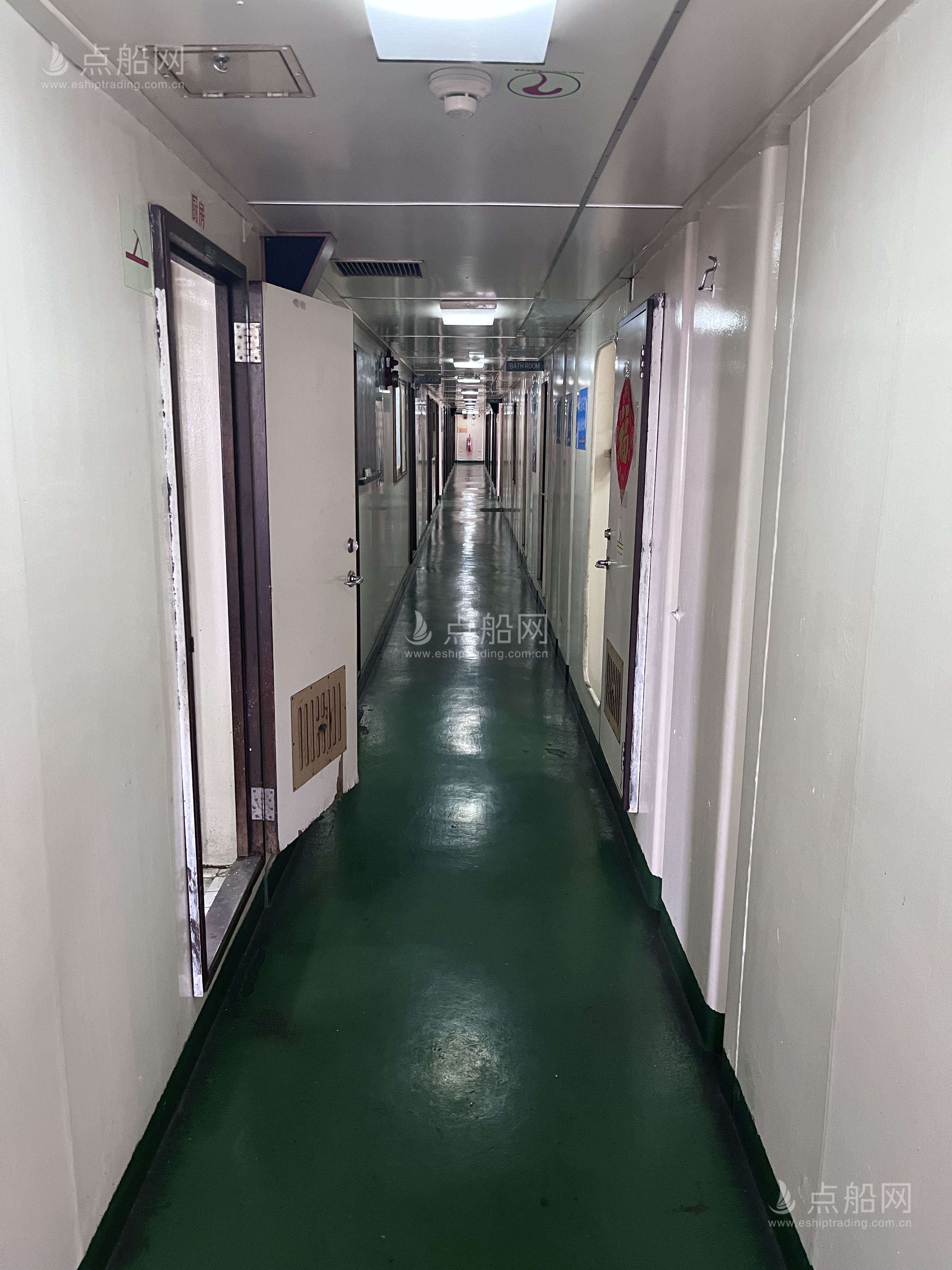 出售583辆轿车滚装船