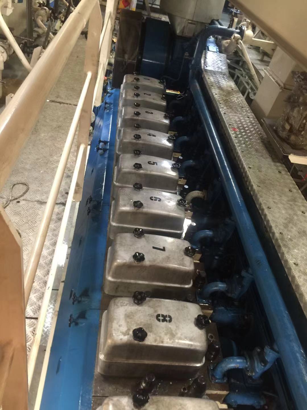 出售10812马力三用拖轮