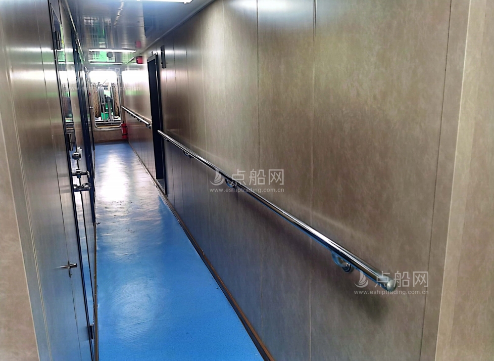 出售7500吨成品油船