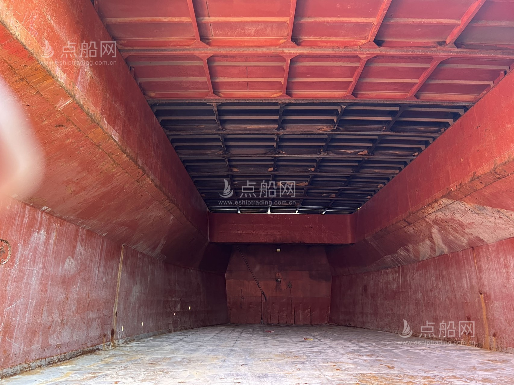 出售5050吨散货船