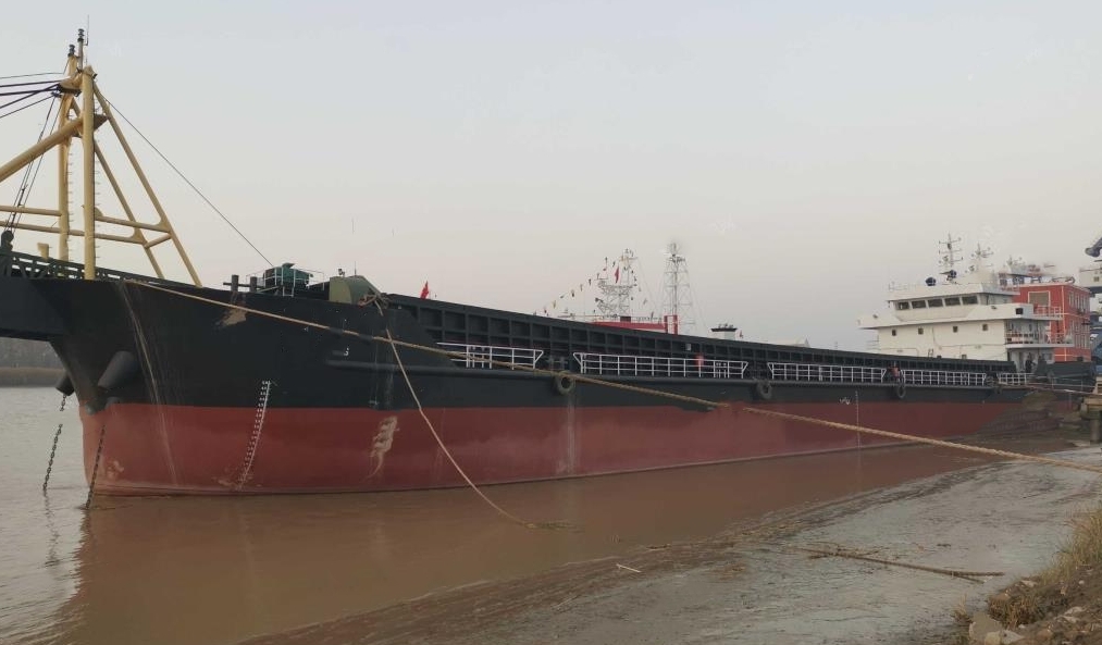 出售4150吨自卸砂船