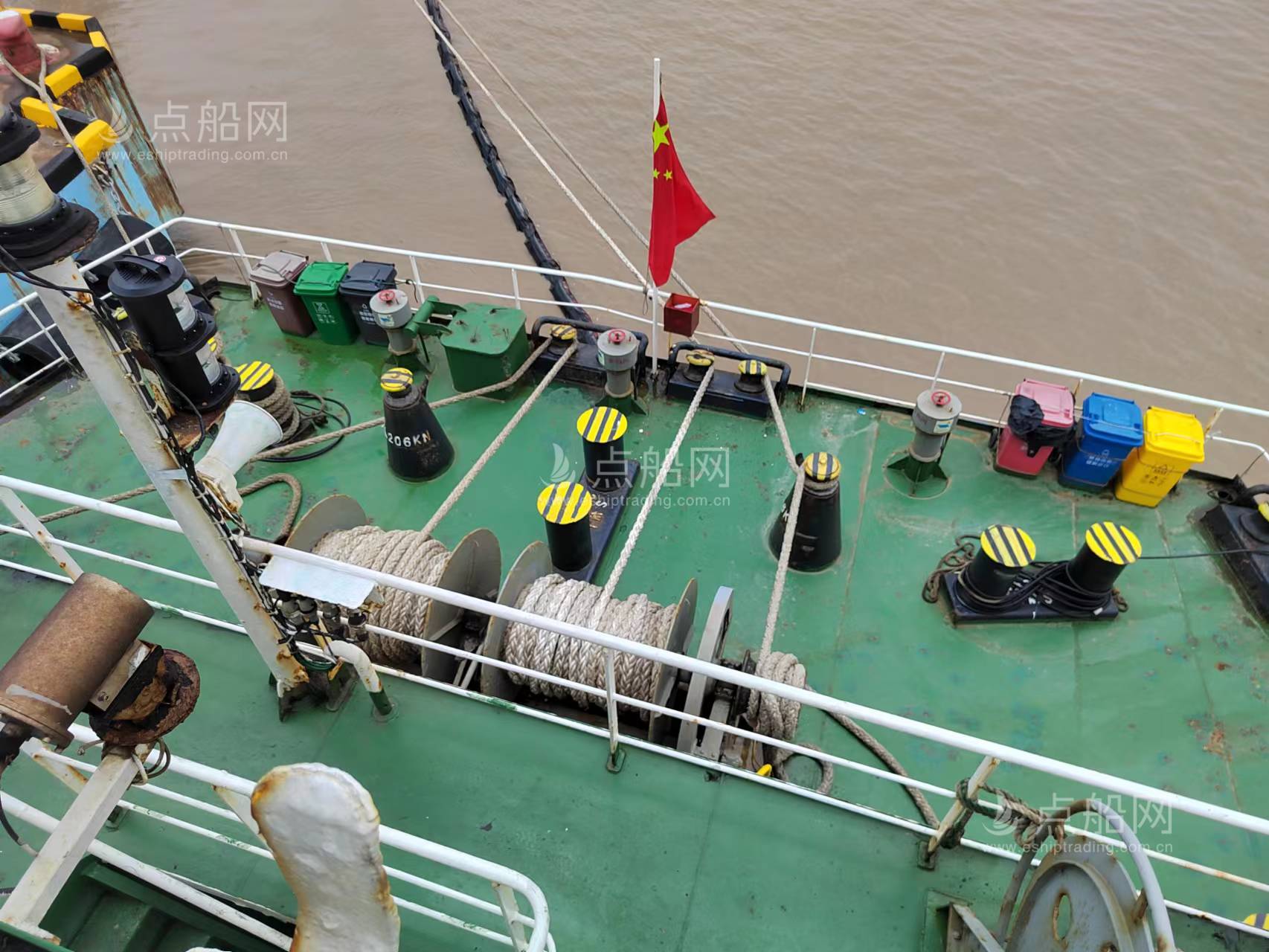 出售4500吨成品油船