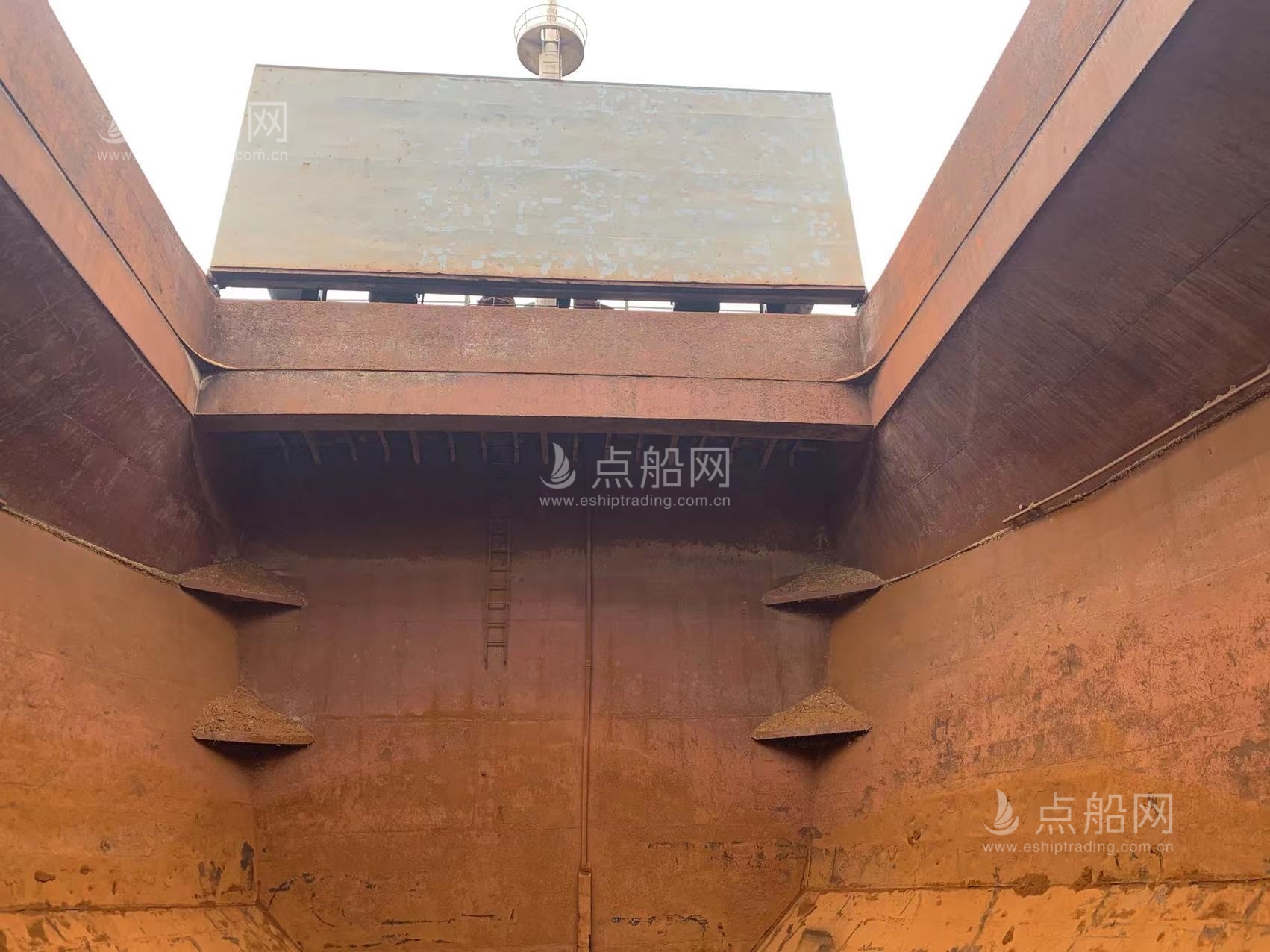 出售15200吨散货船