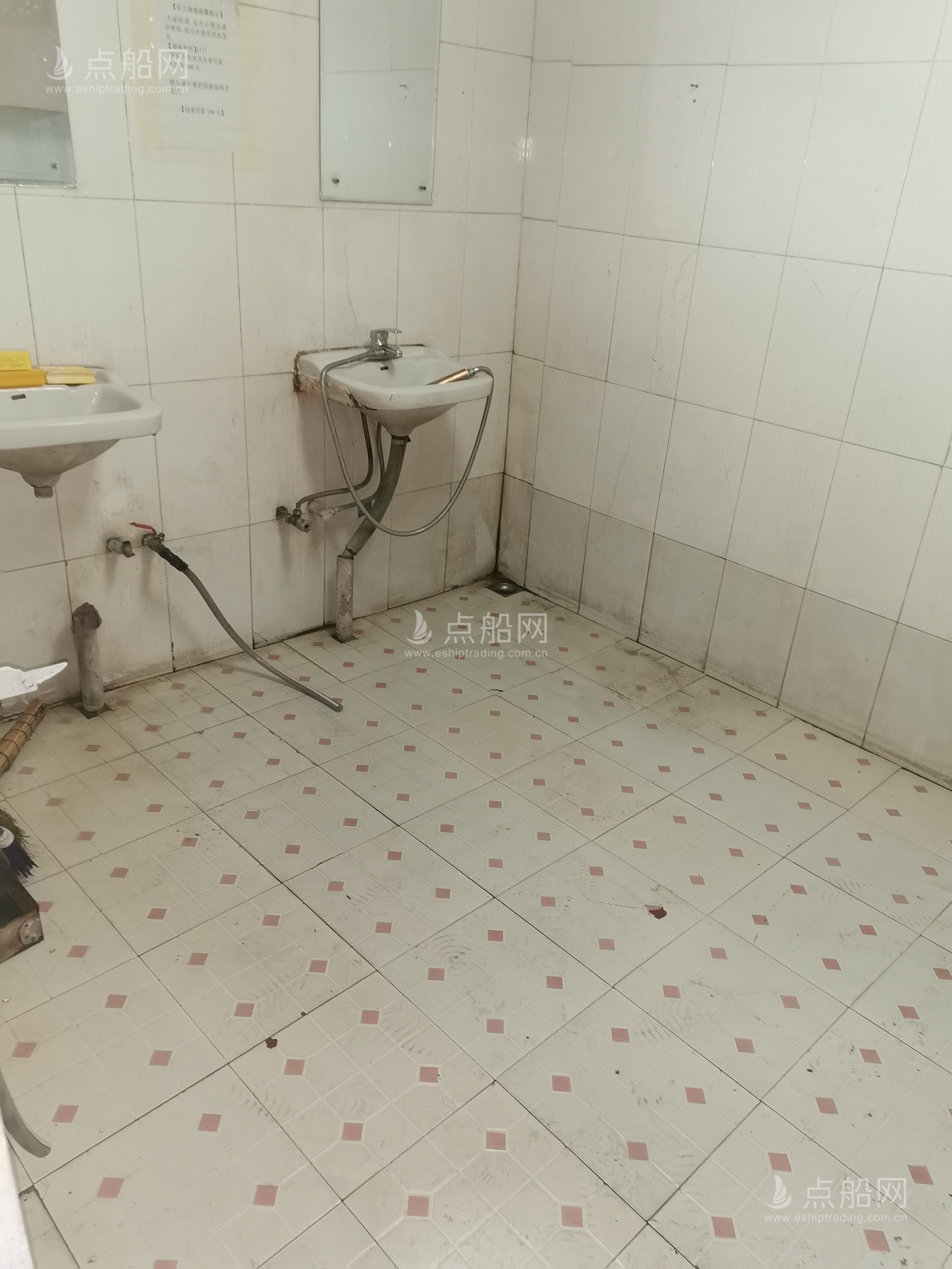 出售15200吨散货船