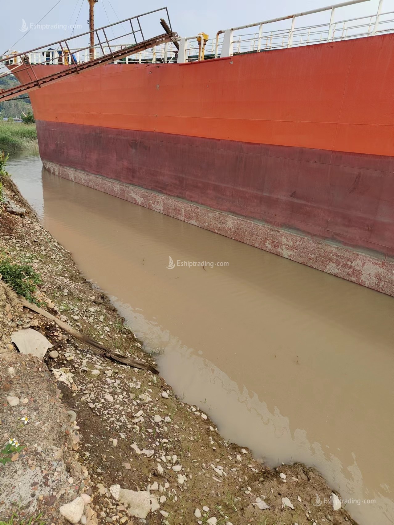 7000 T Product Oil Tanker For Sale