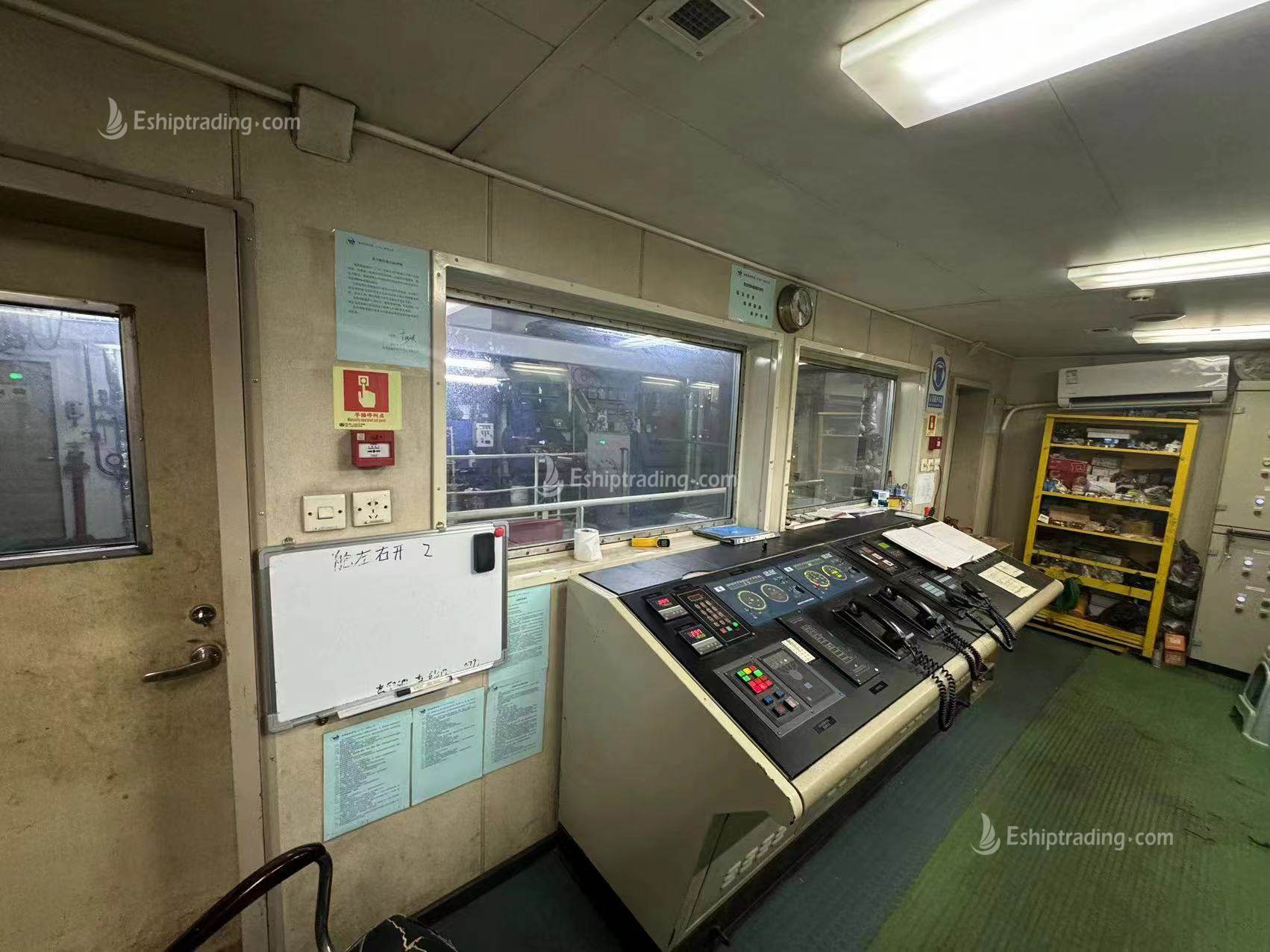 1700 T Product Oil Tanker For Sale