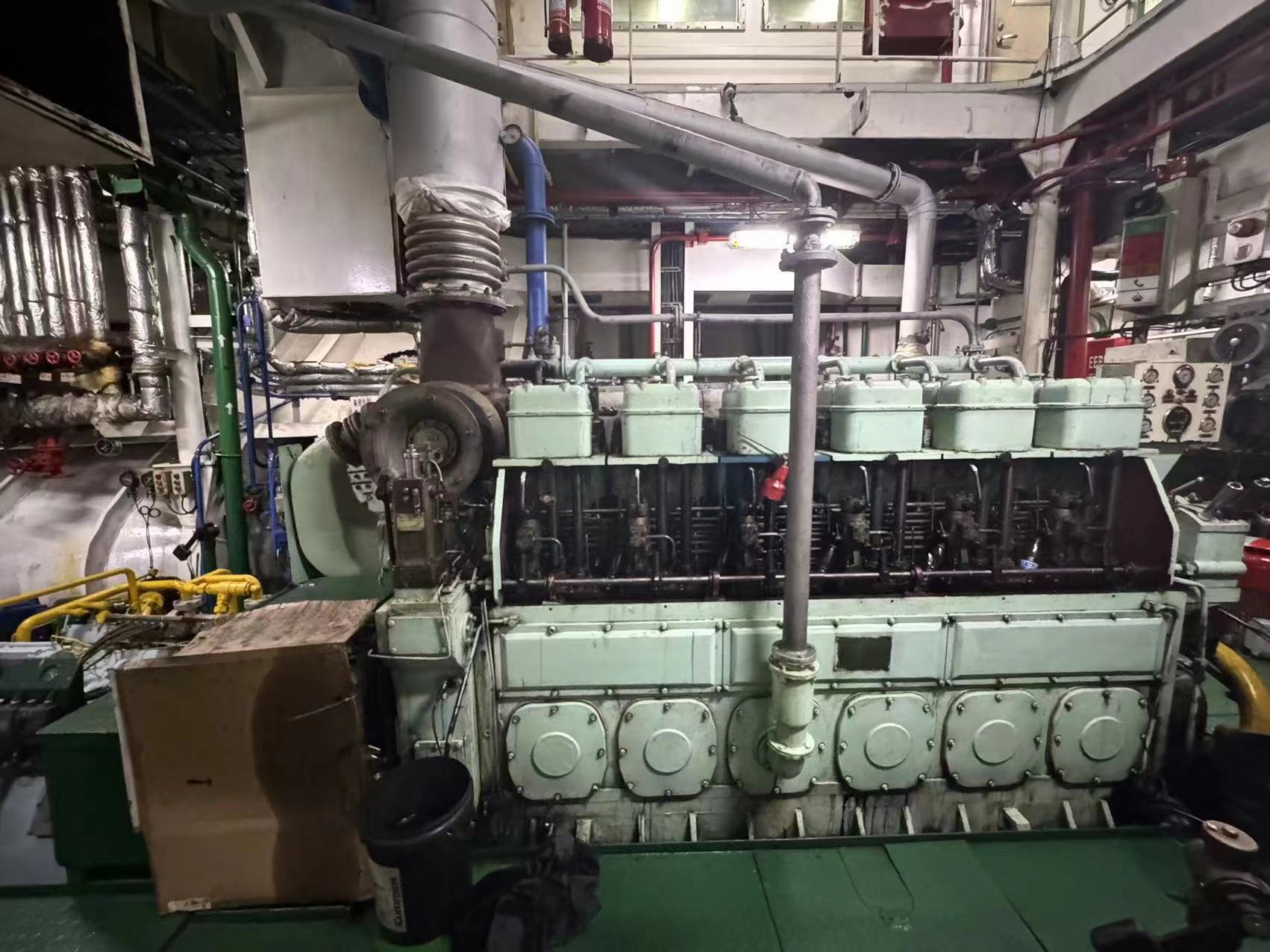 出售1700吨成品油船