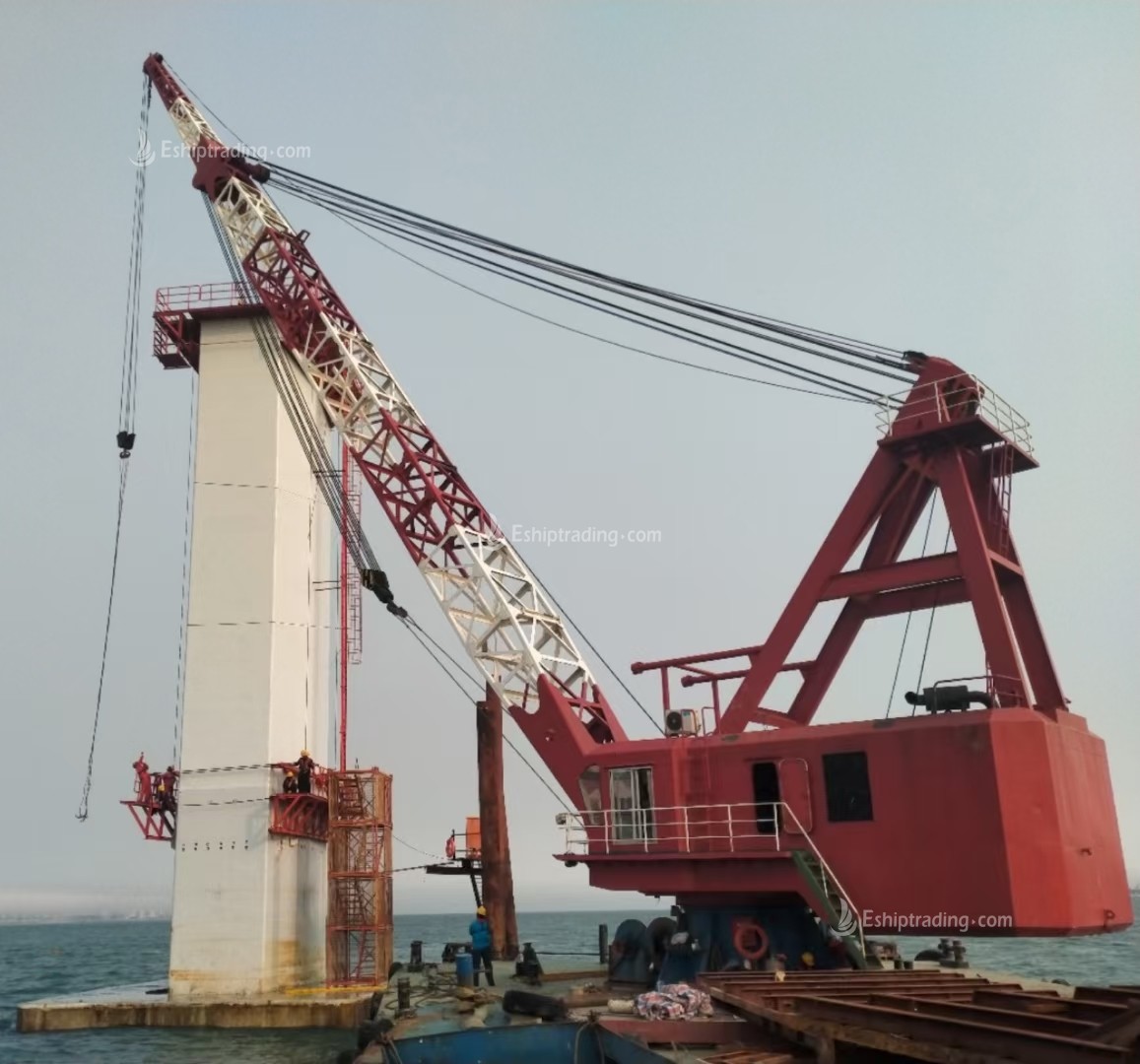 100 T Fully Revolving Floating Crane For Sale