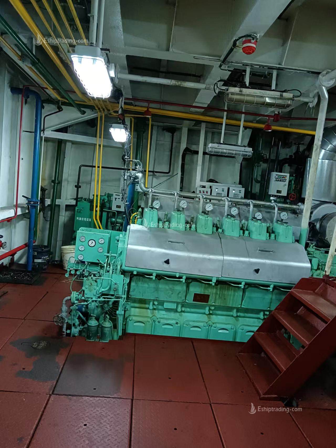 450 T Fully Revolving Floating Crane For Sale