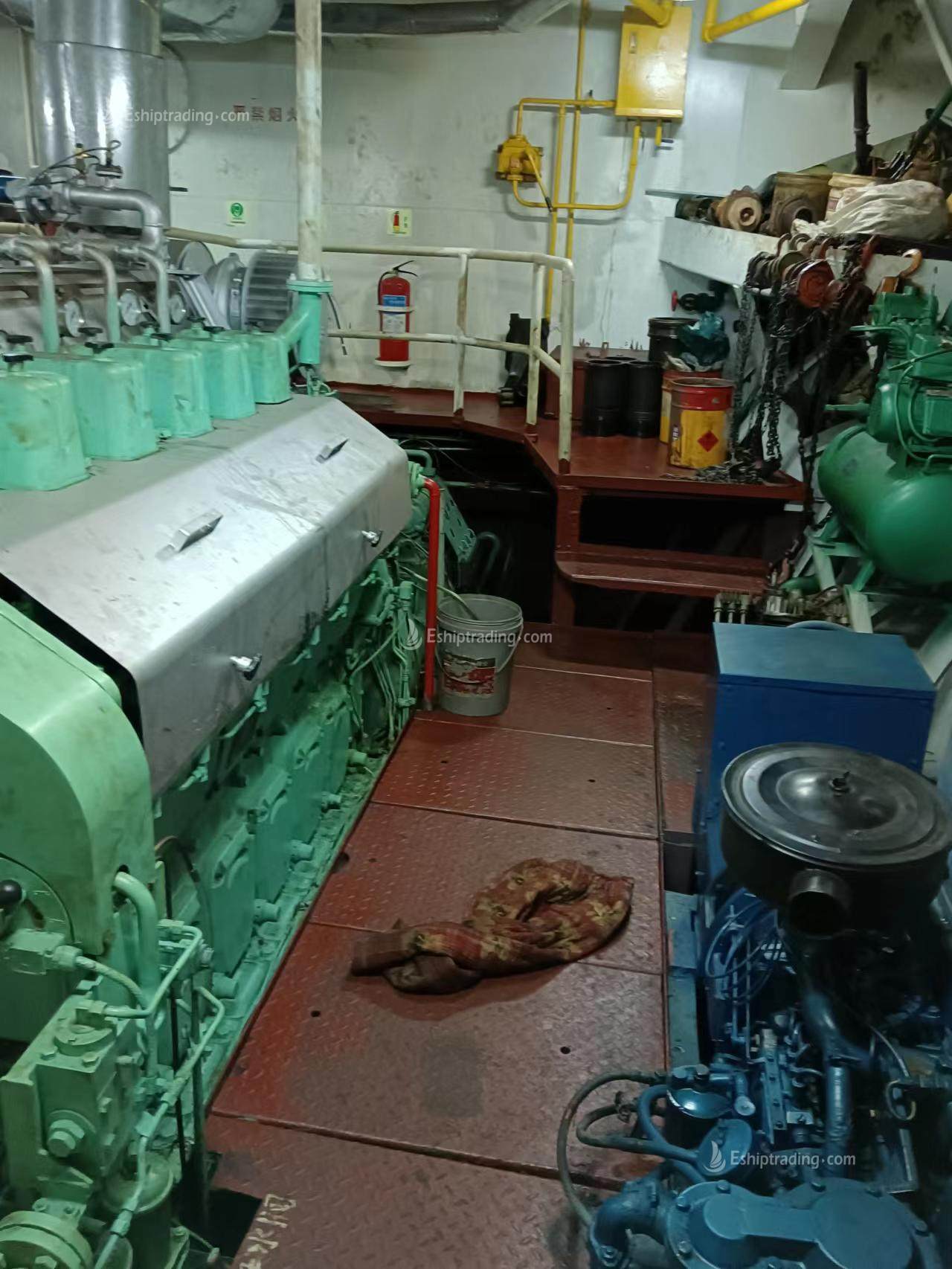 450 T Fully Revolving Floating Crane For Sale