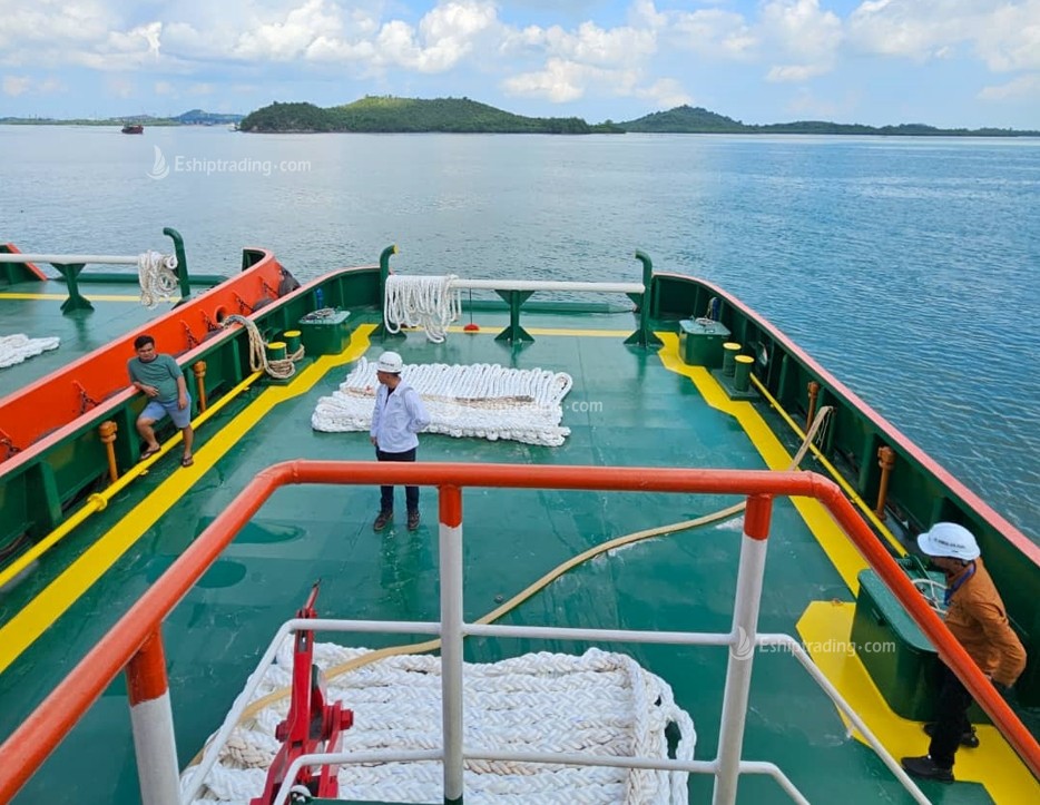 2400 PS Coastal Tug For Sale