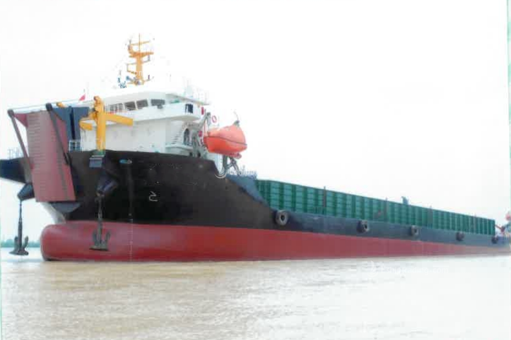8000 T Deck Barge /LCT For Sale