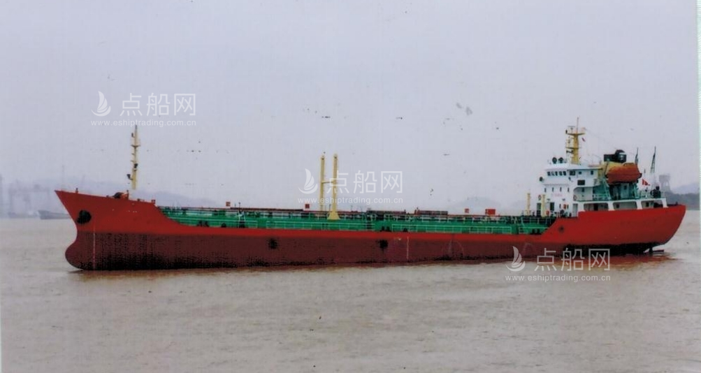 出售3388吨成品油船