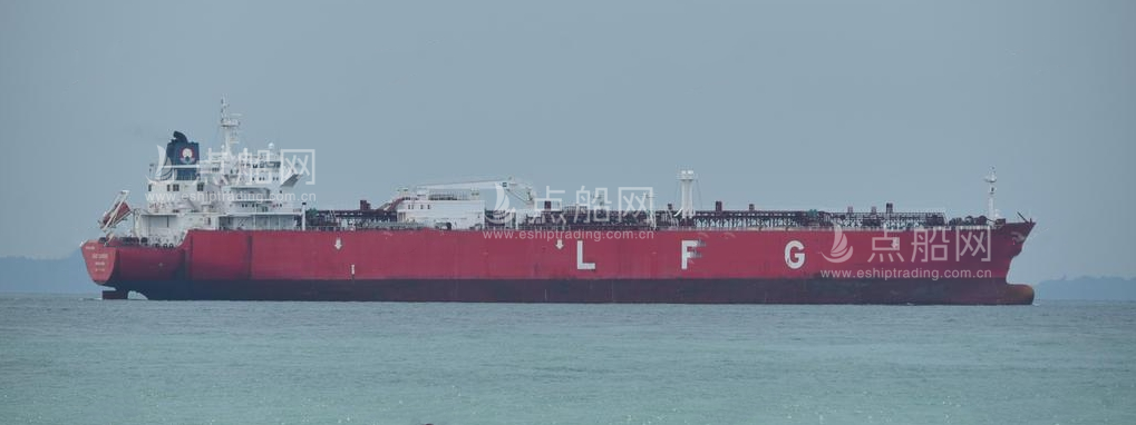 出售82000m³液化石油气船